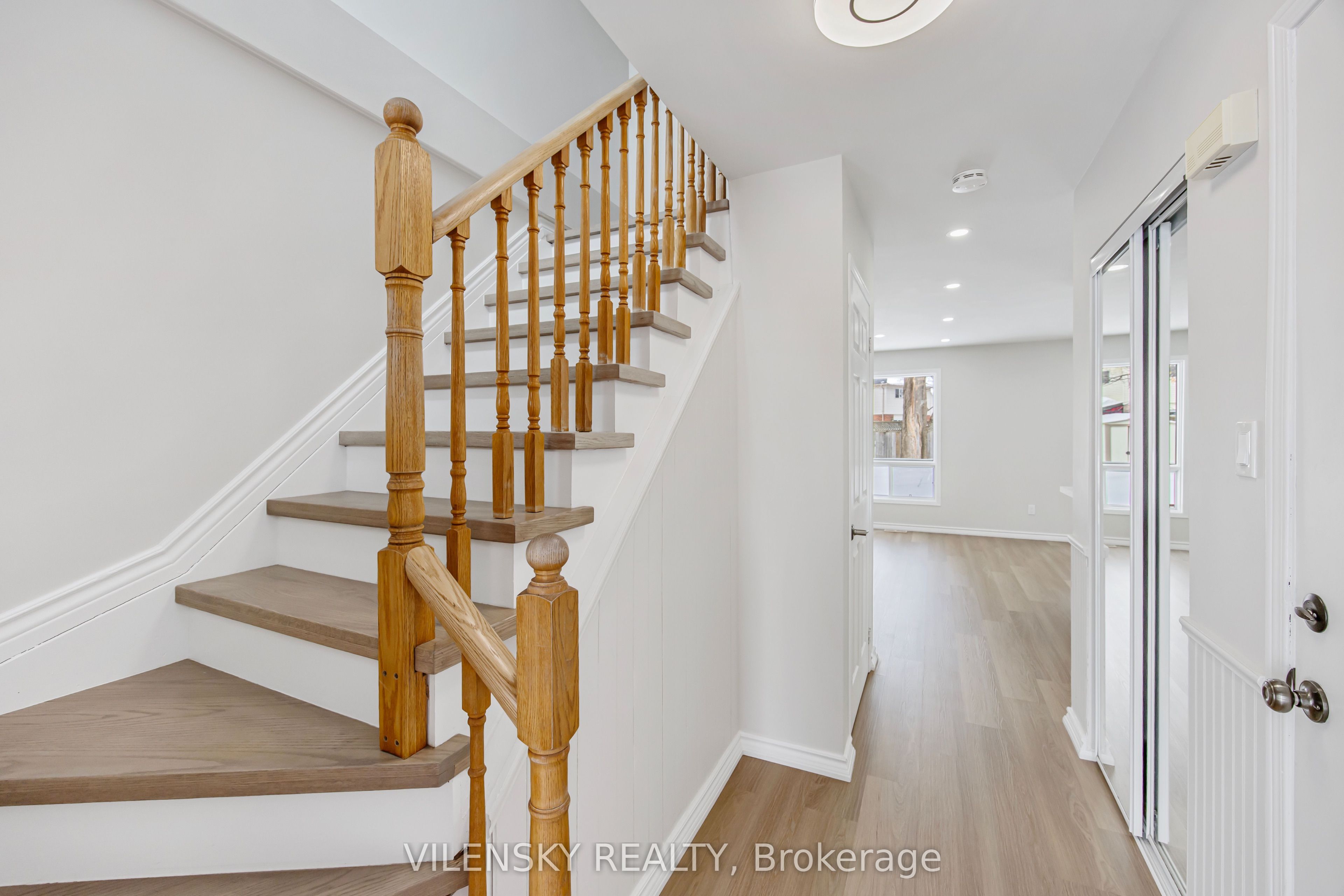 159 Brucker Road, Barrie, ON L4N 8H8 photo 4