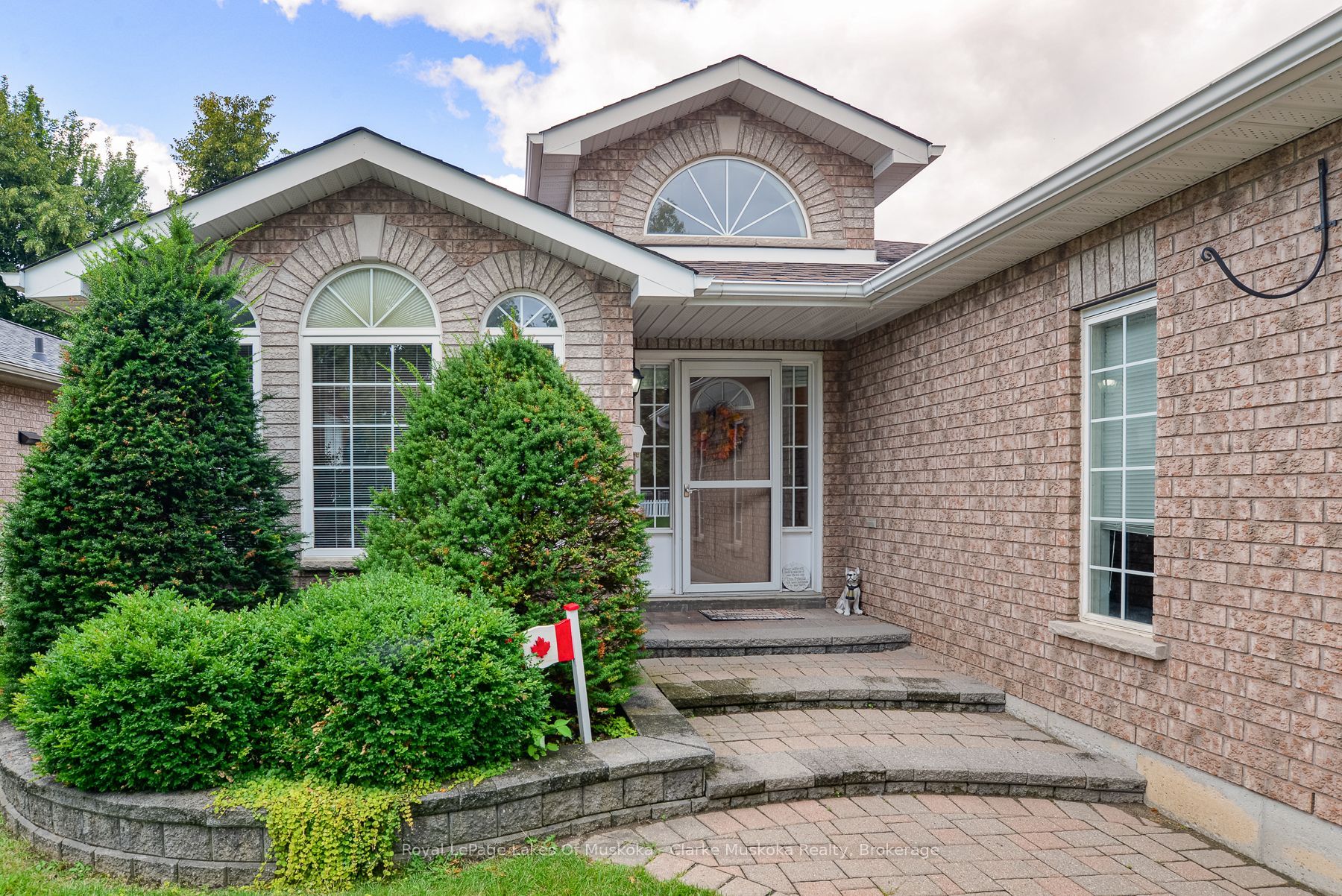 14 Palmer Drive, Barrie, ON L4M 6V9 photo 4