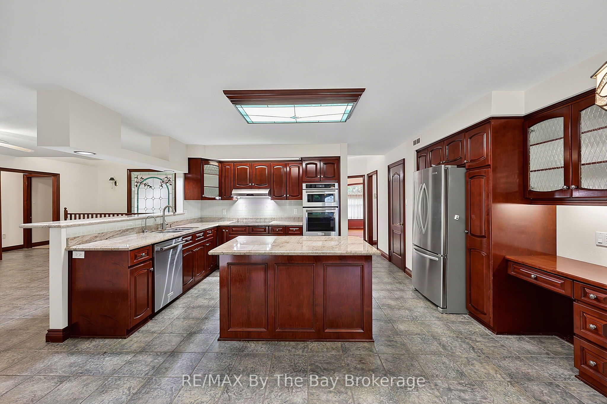 90 Goldfinch Crescent, Tiny, ON L0L 2J0 photo 5