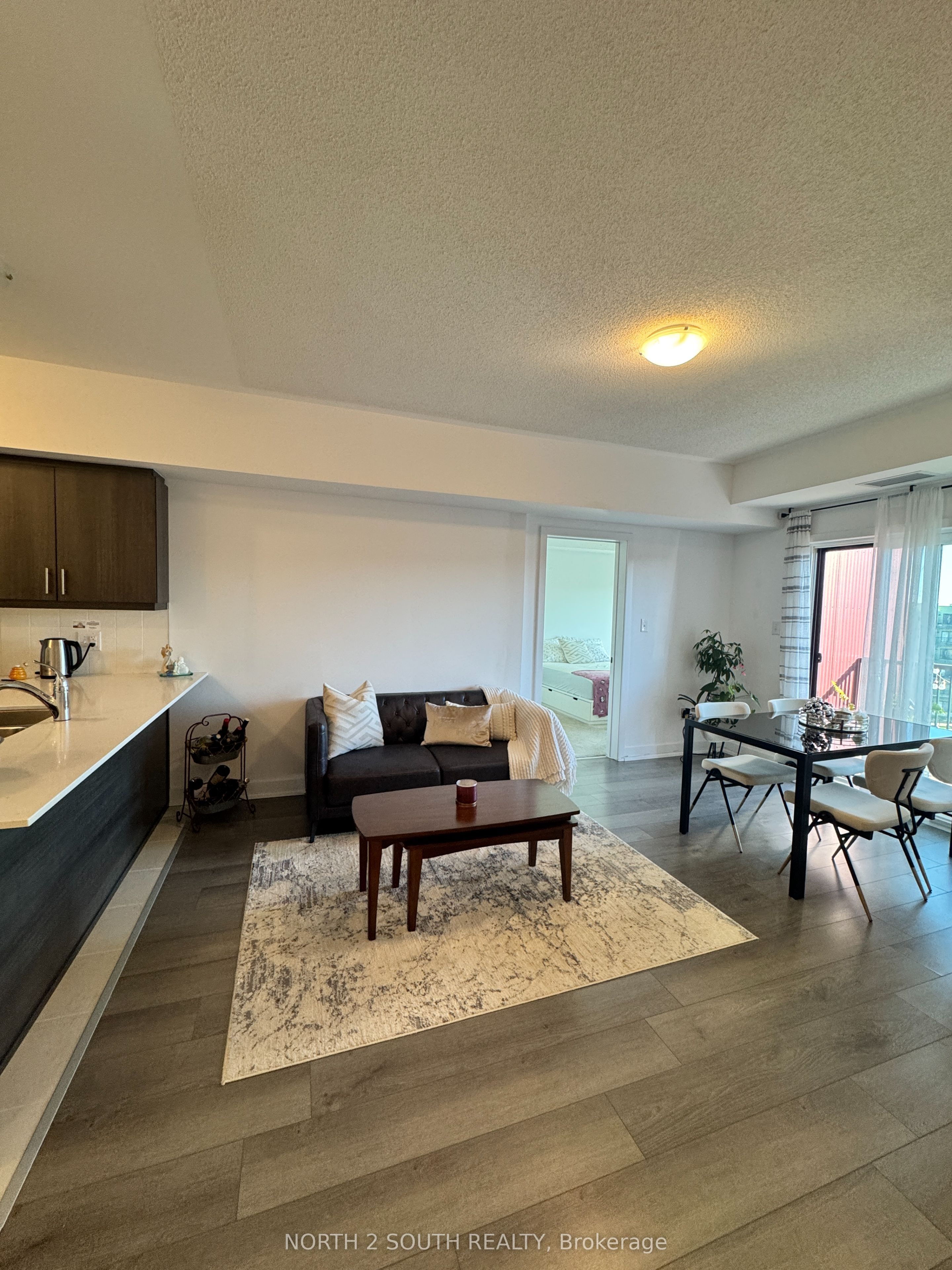 4 Spice Way 509, Barrie, ON L9J 0M2 photo 5