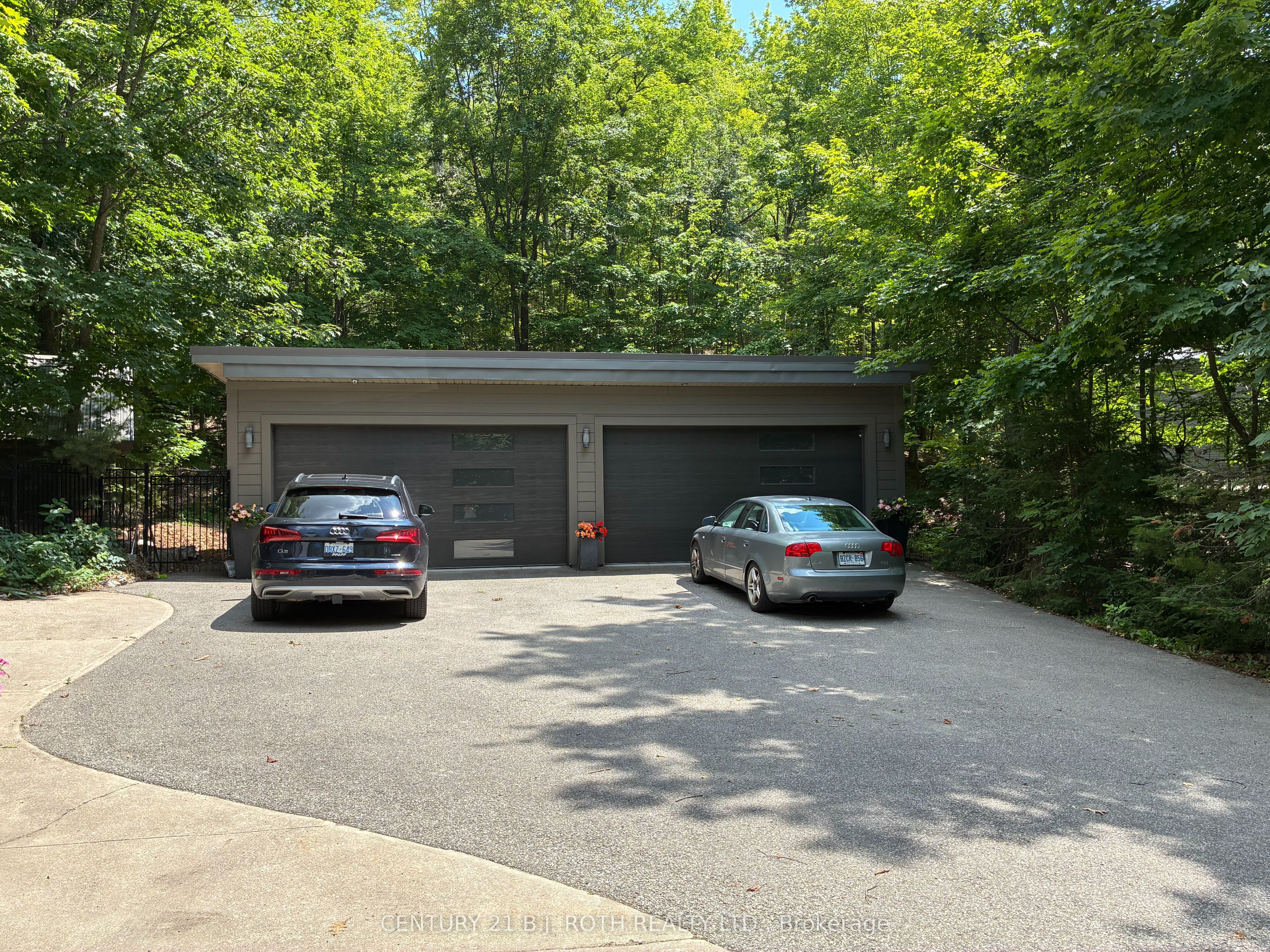 52 Pine Ridge Trail, Oro-Medonte, ON L4M 4Y8