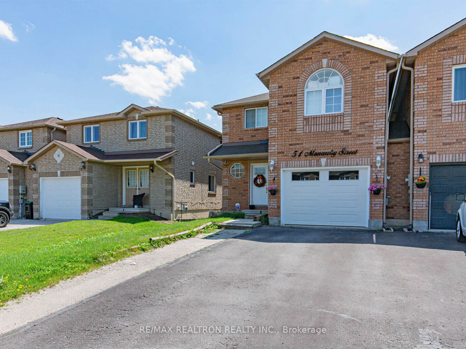51 Monarchy Street BSMT, Barrie, ON L4M 7K1