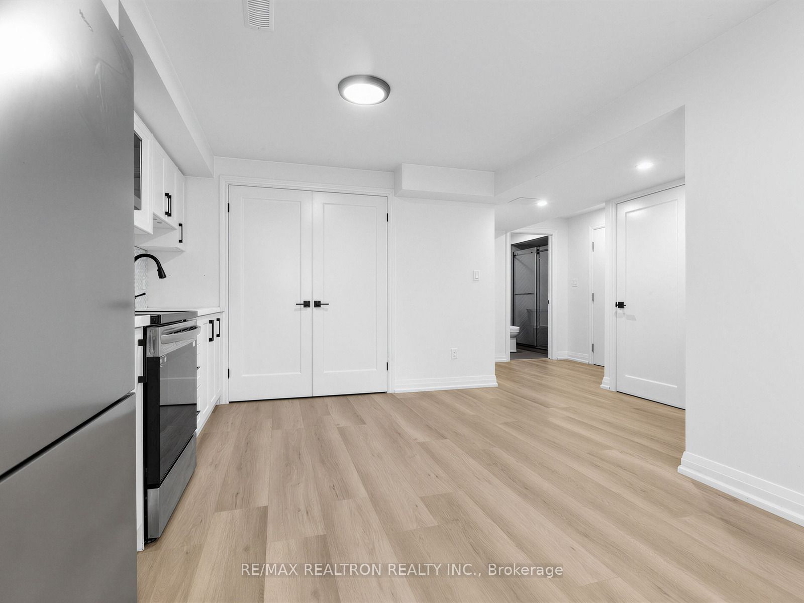 51 Monarchy Street BSMT, Barrie, ON L4M 7K1 photo 4