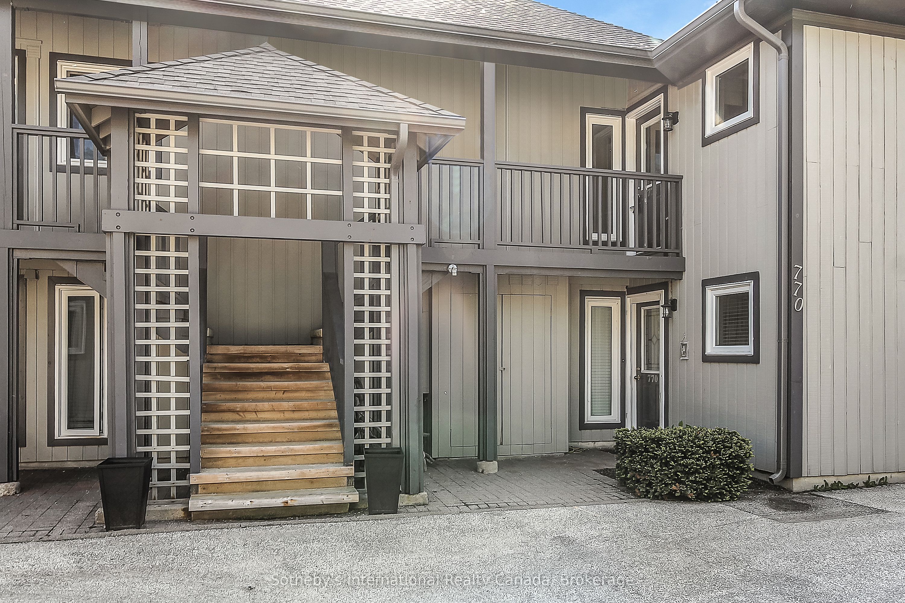 771 Johnston Park Avenue, Collingwood, ON L9Y 5C7 photo 2