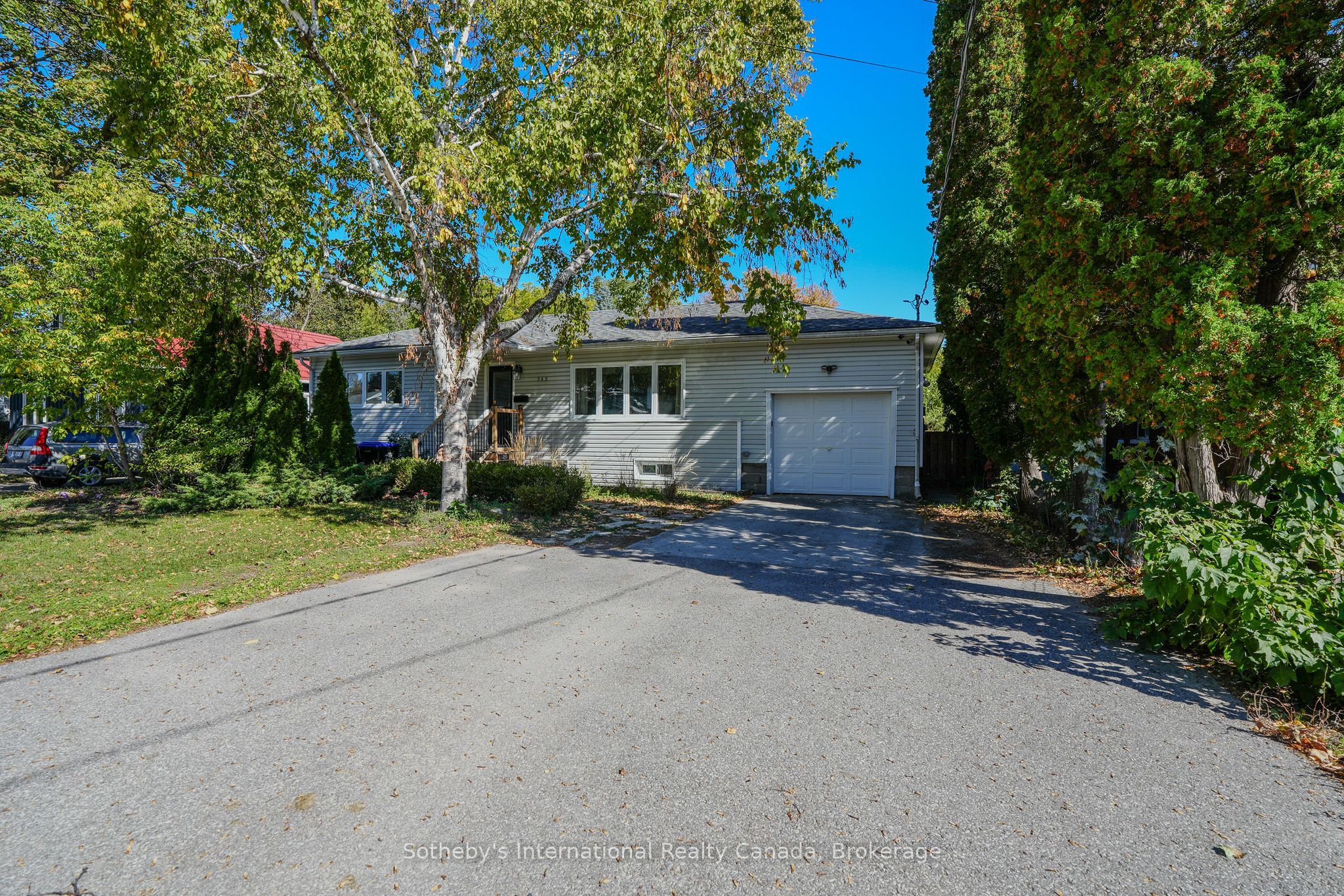 345 Napier Street, Collingwood, ON L9Y 3T6