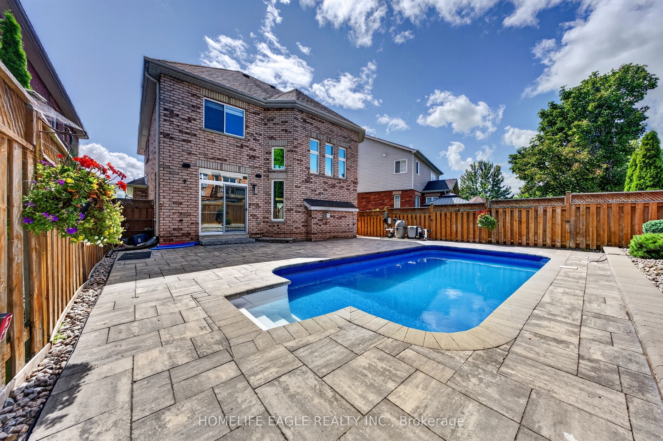 12 Kensington Trail, Barrie, ON L4N 0K5 photo 3