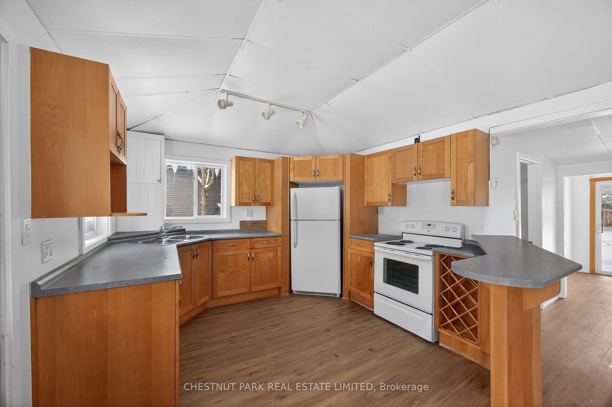 3410 Beachview Avenue, Severn, ON L0K 1G0 photo 3