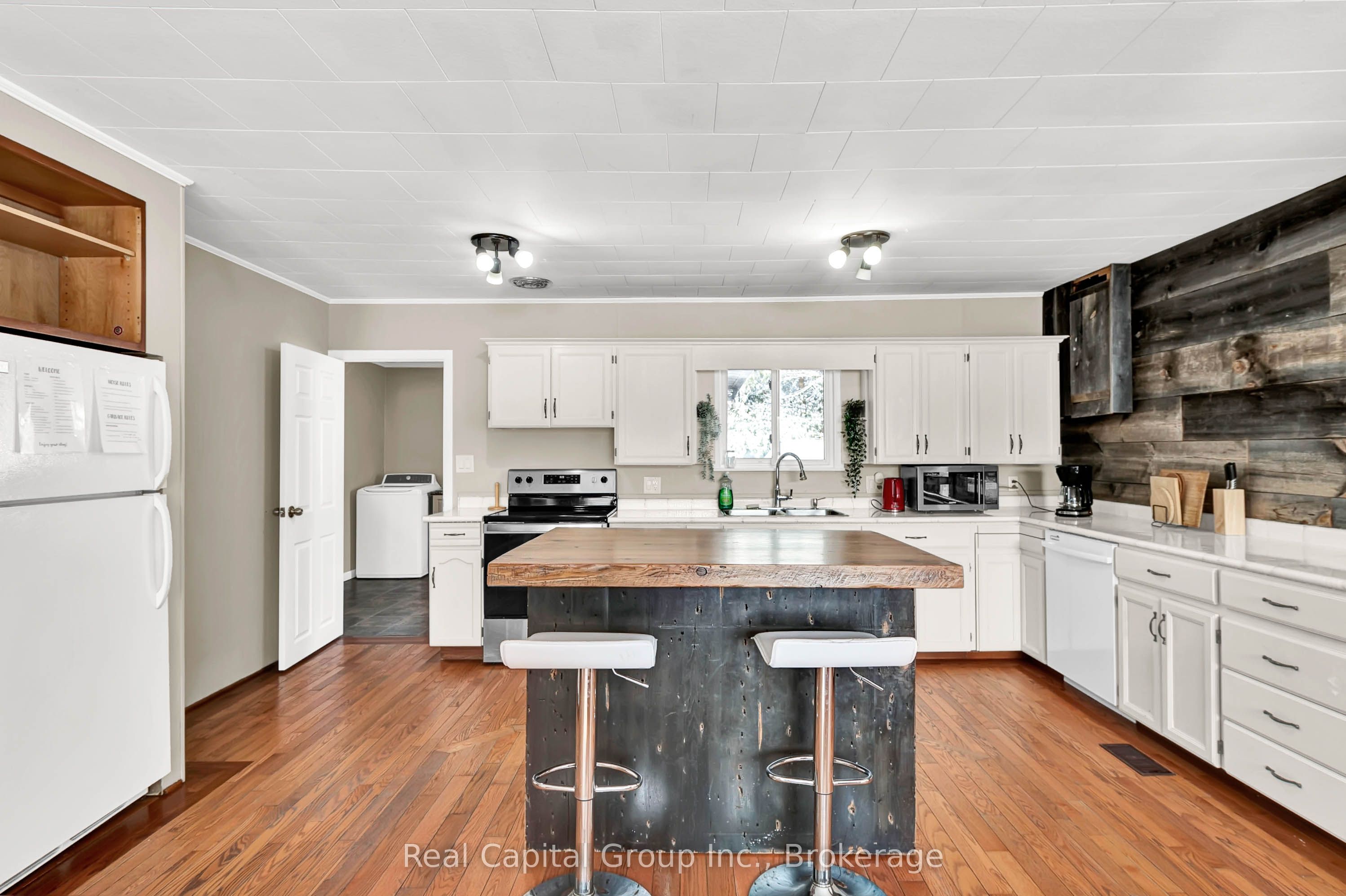 322 Concession Road W, Tiny, ON L0L 2J0 photo 4