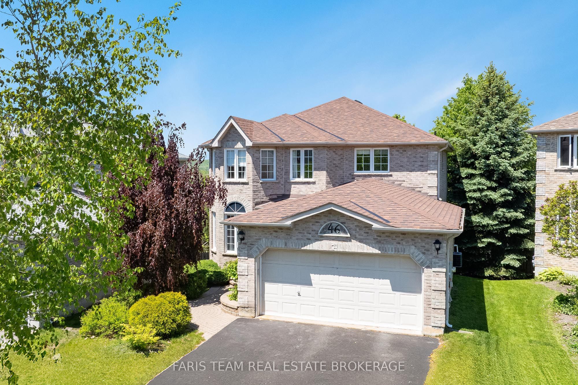 46 Bell Street, Barrie, ON L4N 0H9 photo 2