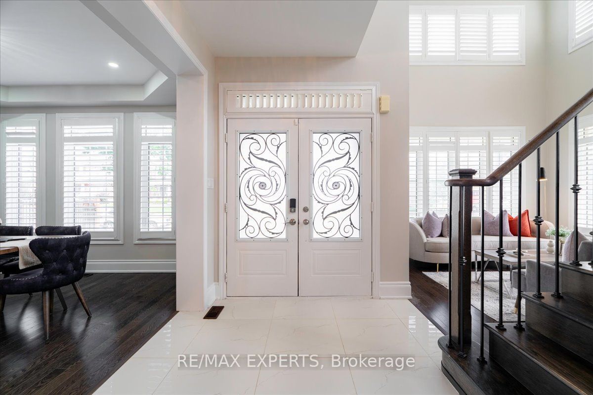 22 Travers Gate, Springwater, ON L9X 0S8 photo 3