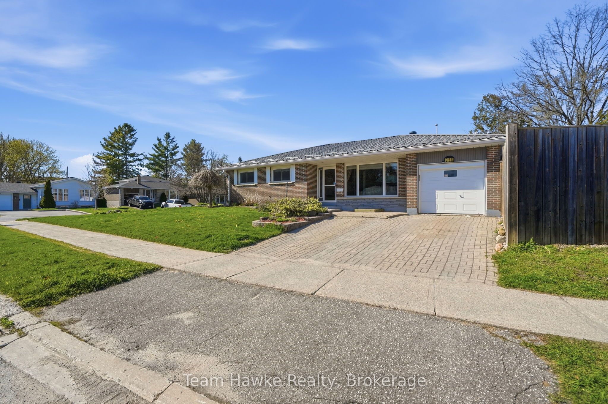 958 Montreal Street, Midland, ON L4R 1H2 photo 3