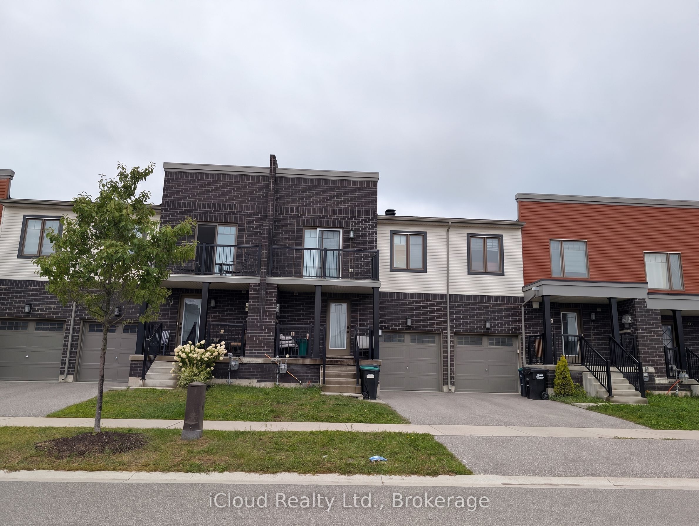 58 Brown Bear Street, Barrie, ON L9J 0H8