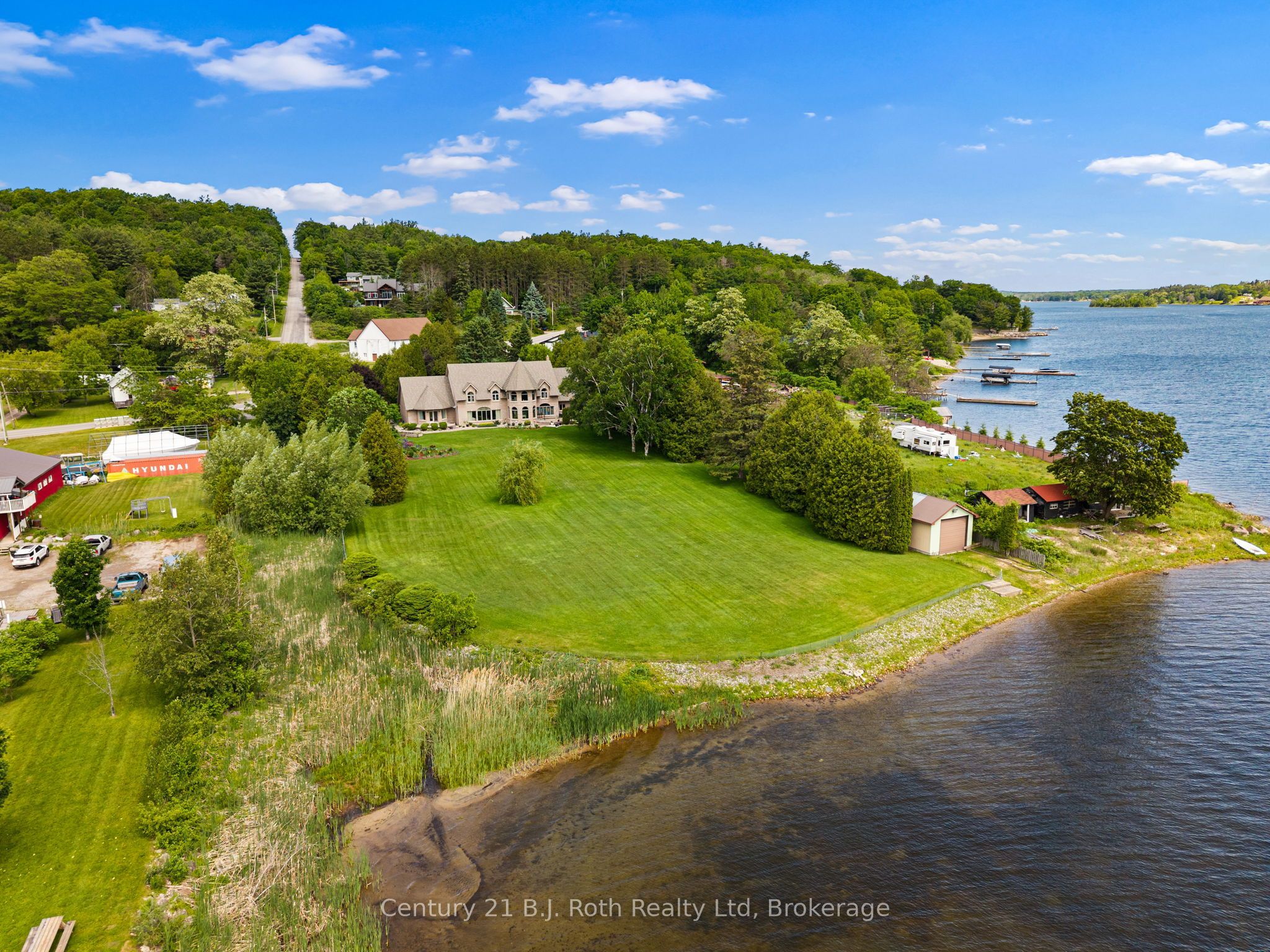 339 Champlain Road, Penetanguishene, ON L9M 1S3