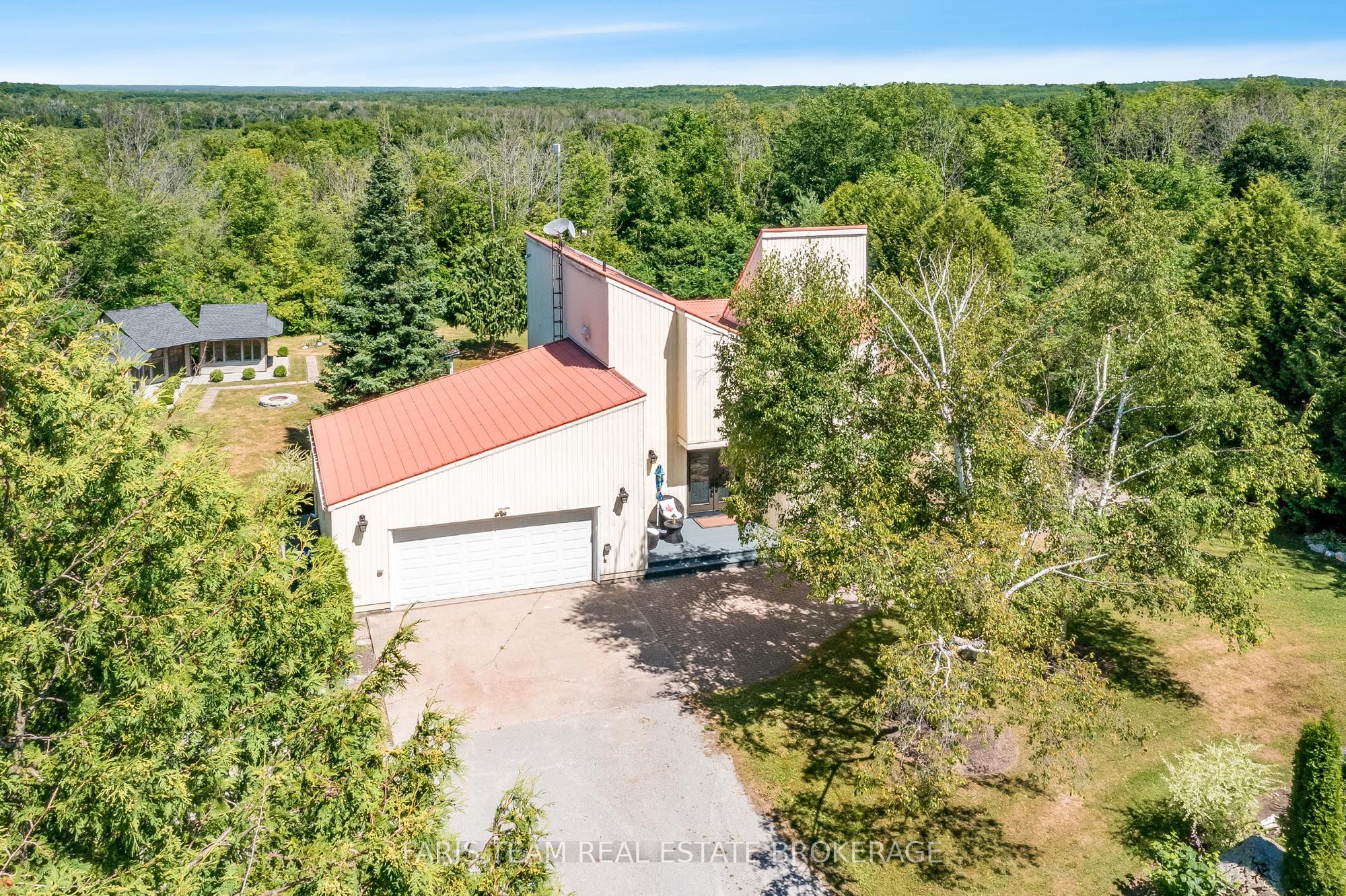 249 Medonte Sideroad 2, Oro-Medonte, ON L0K 1E0 photo 2