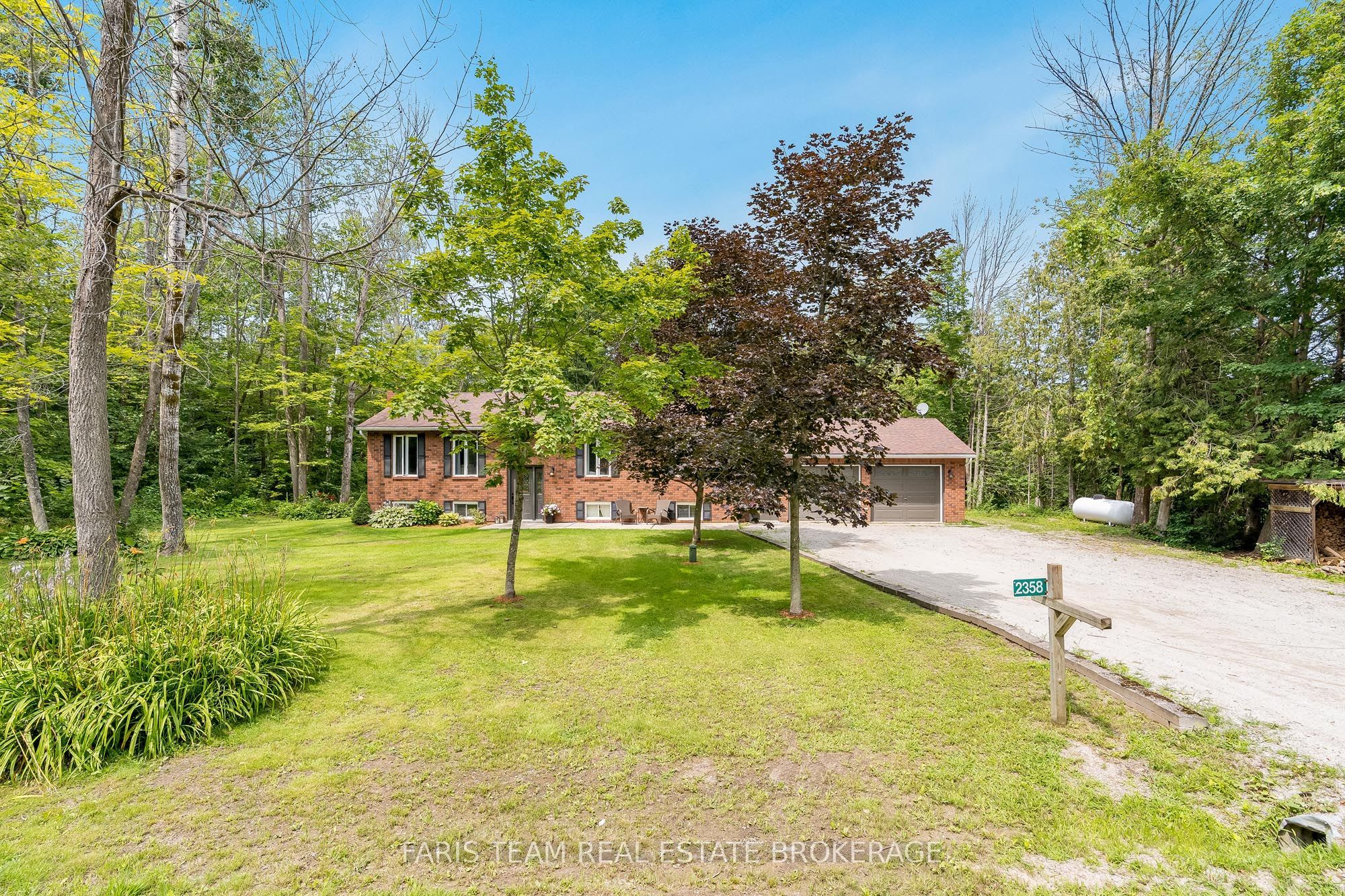 2358 Foxmead Road, Oro-Medonte, ON L0K 1E0 photo 2