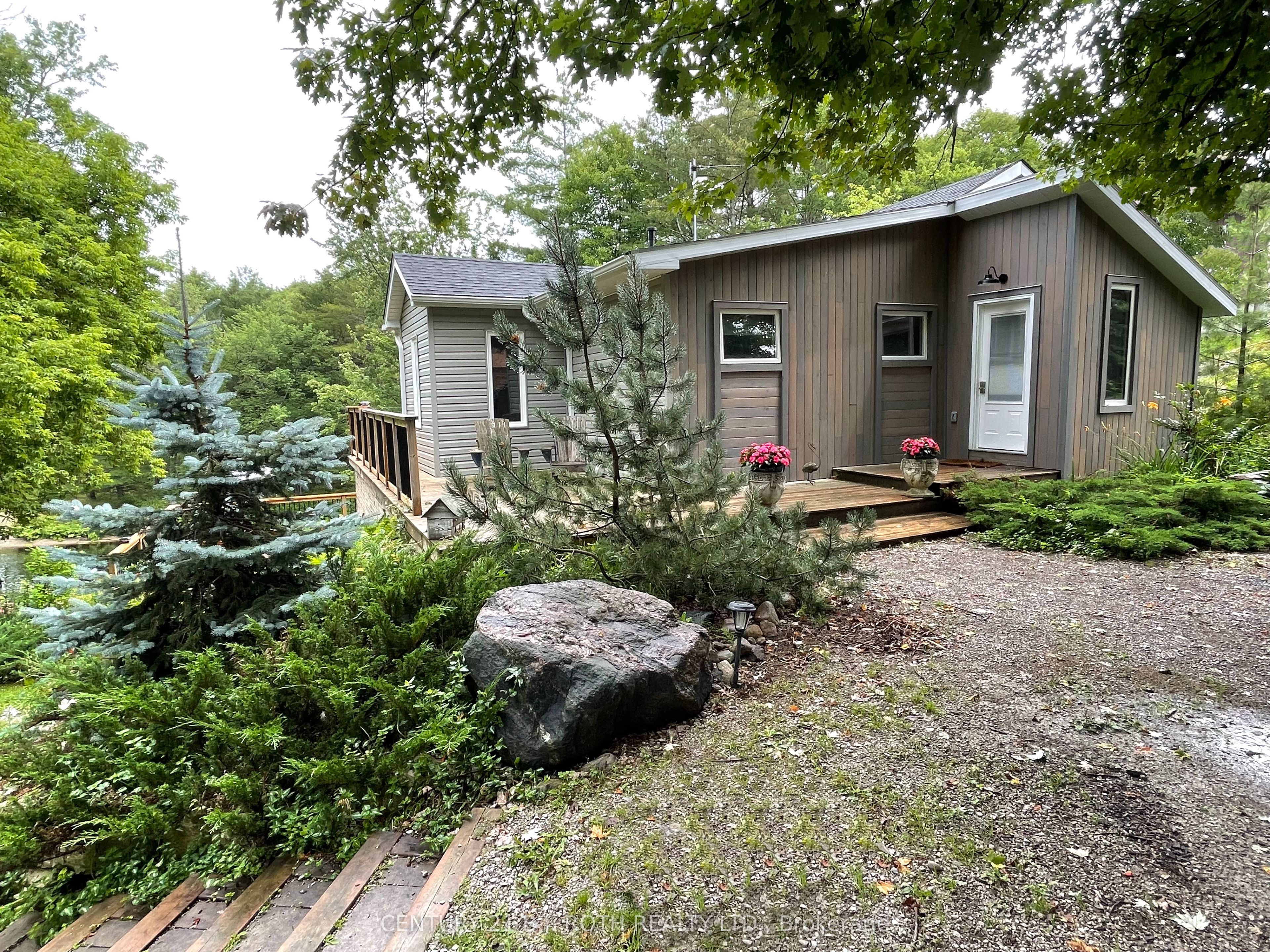 8101 Kings River Road, Ramara, ON L0K 2B0 photo 2