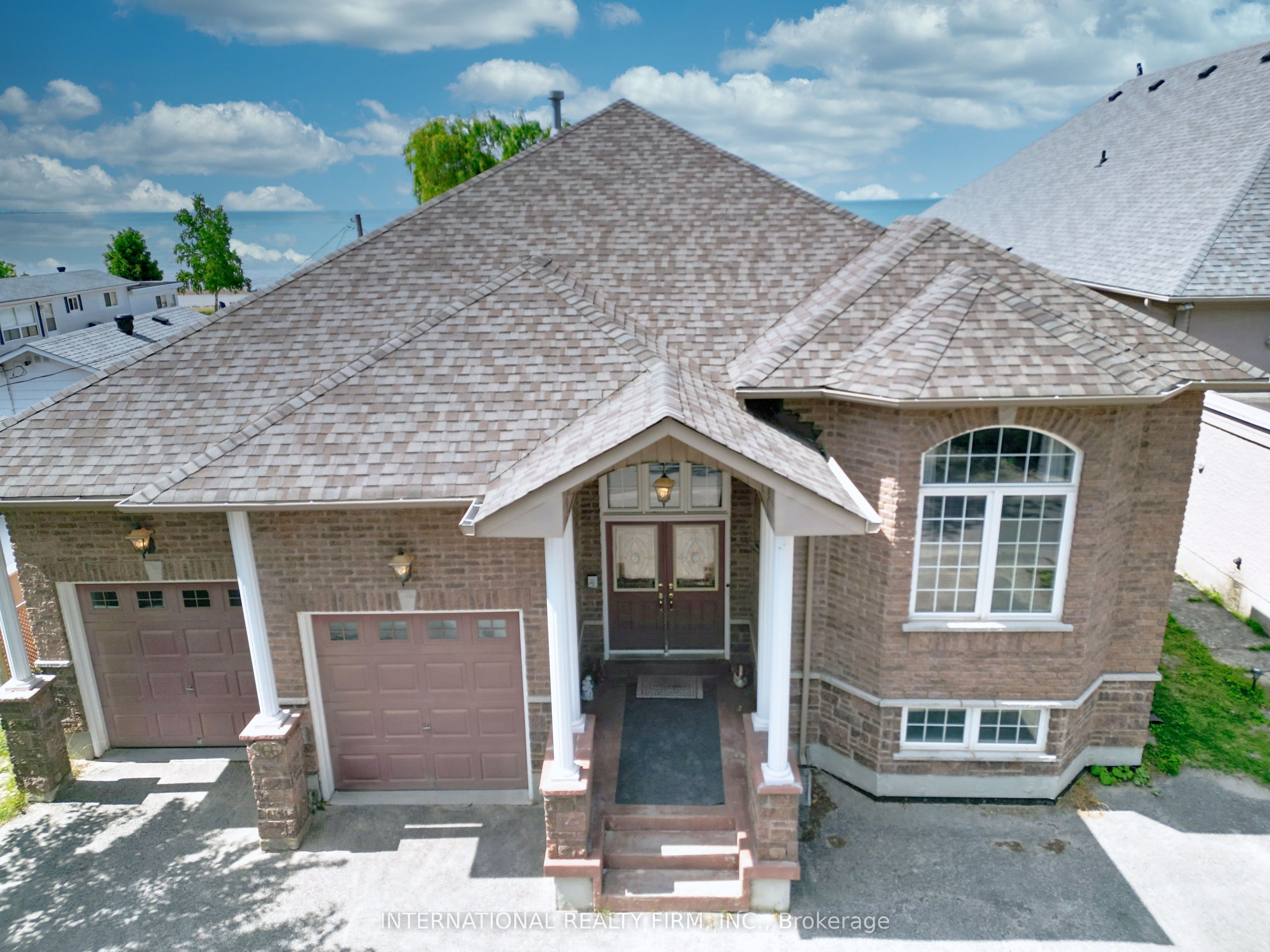 966 Shore Lane, Wasaga Beach, ON L9Z 2B4 photo 2