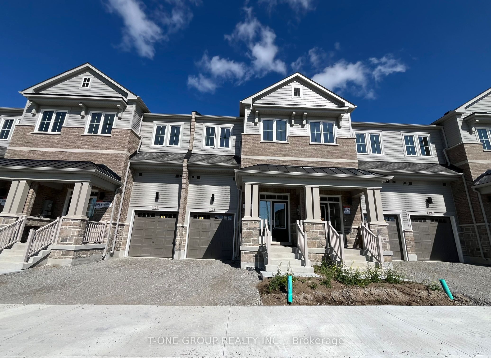 103 Greer Street, Barrie, ON L9J 0R6