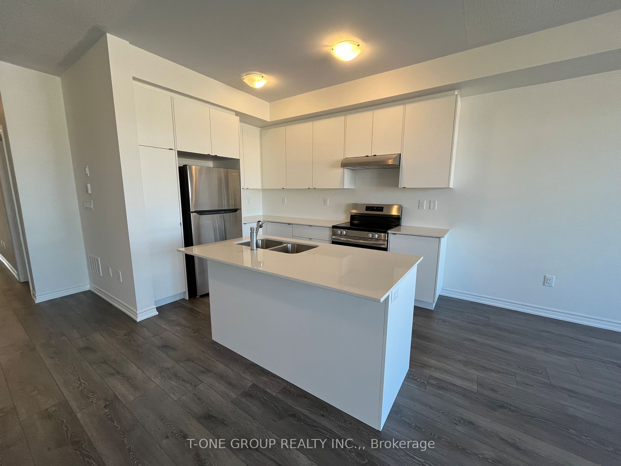 103 Greer Street, Barrie, ON L9J 0R6 photo 3