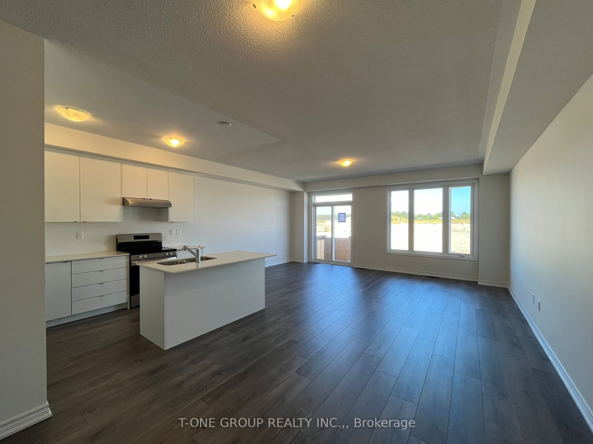 103 Greer Street, Barrie, ON L9J 0R6 photo 4