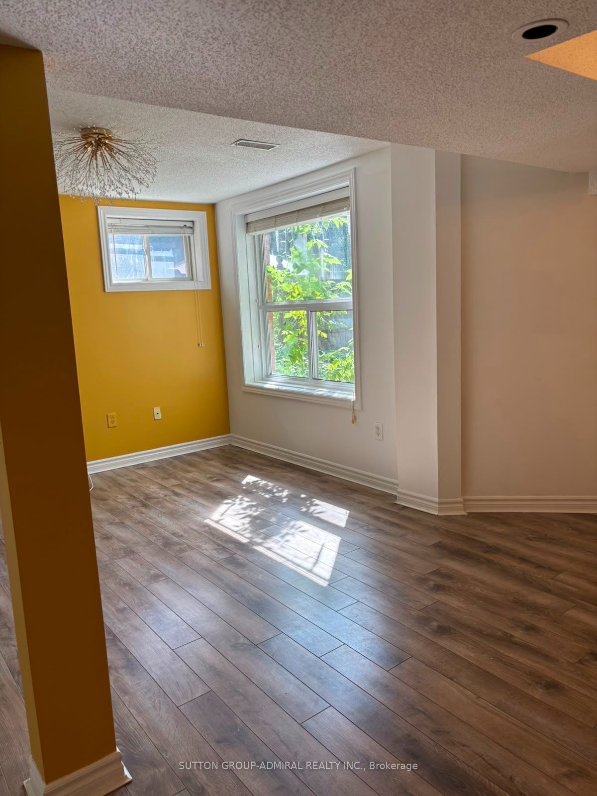 91 Grace Crescent Basement, Barrie, ON L4N 9S4 photo 5