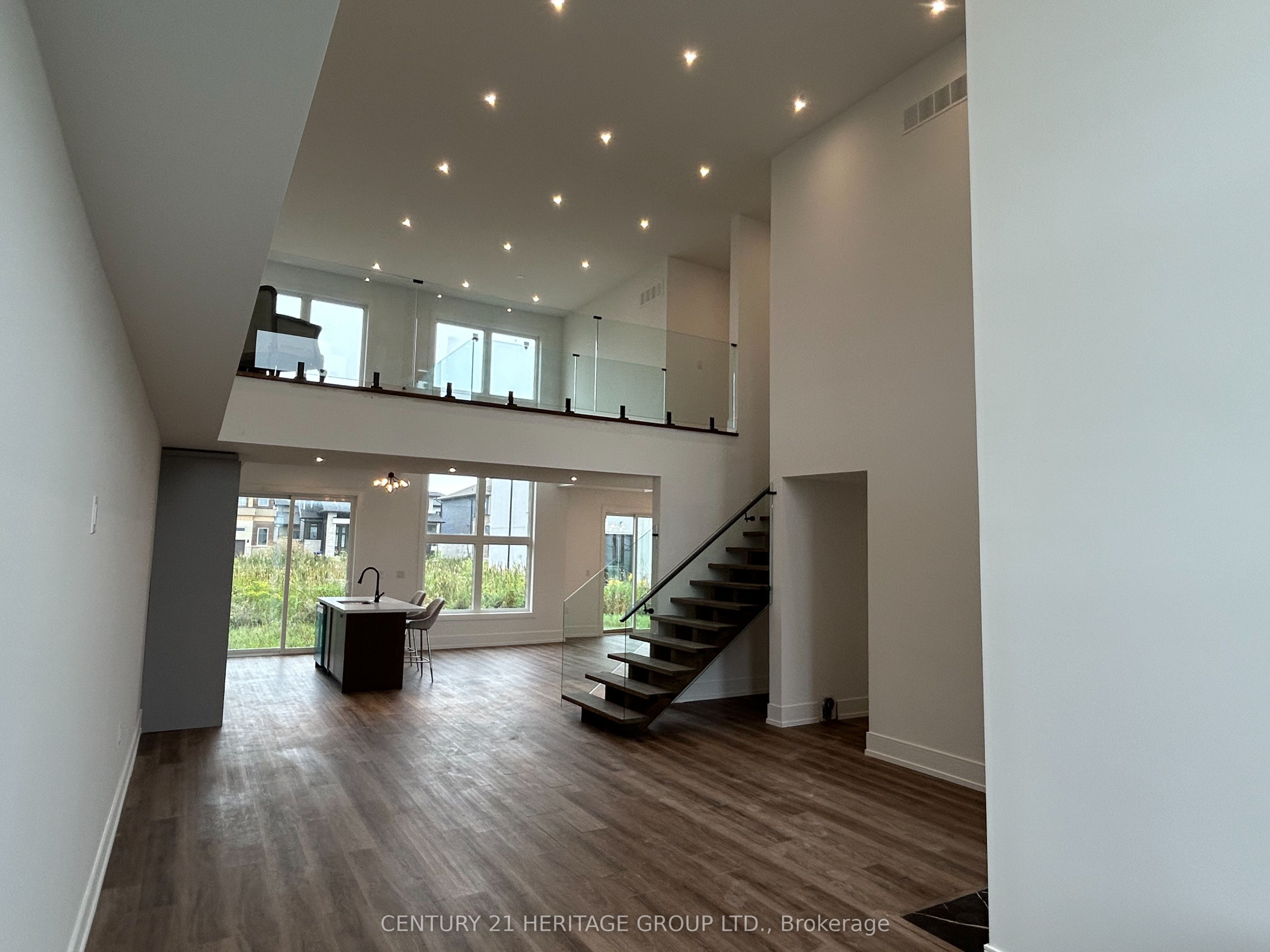 3714 Quayside Drive, Severn, ON L3V 8M9 photo 3