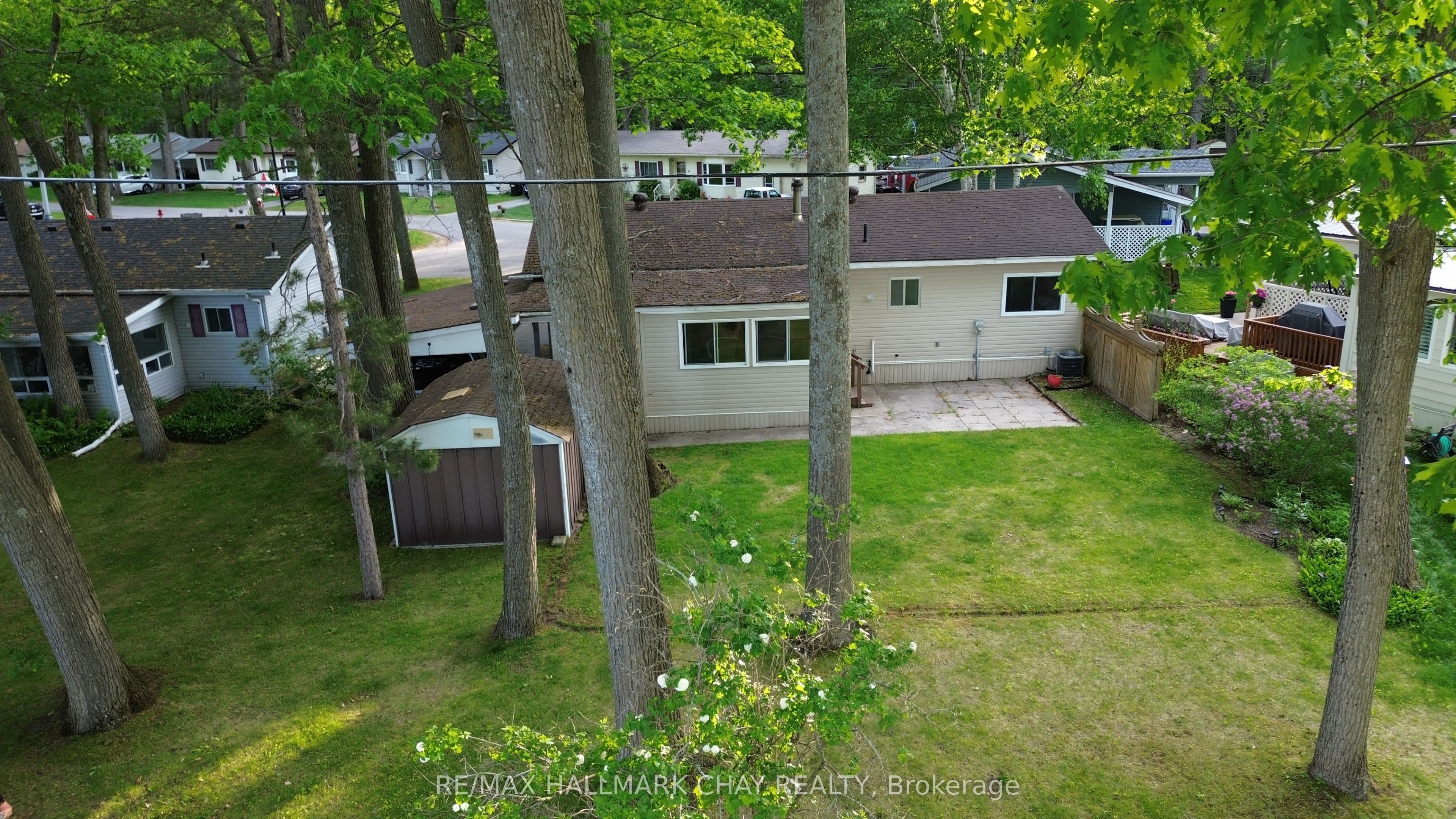 13 Carruthers Street N, Wasaga Beach, ON L9Z 1K2 photo 4