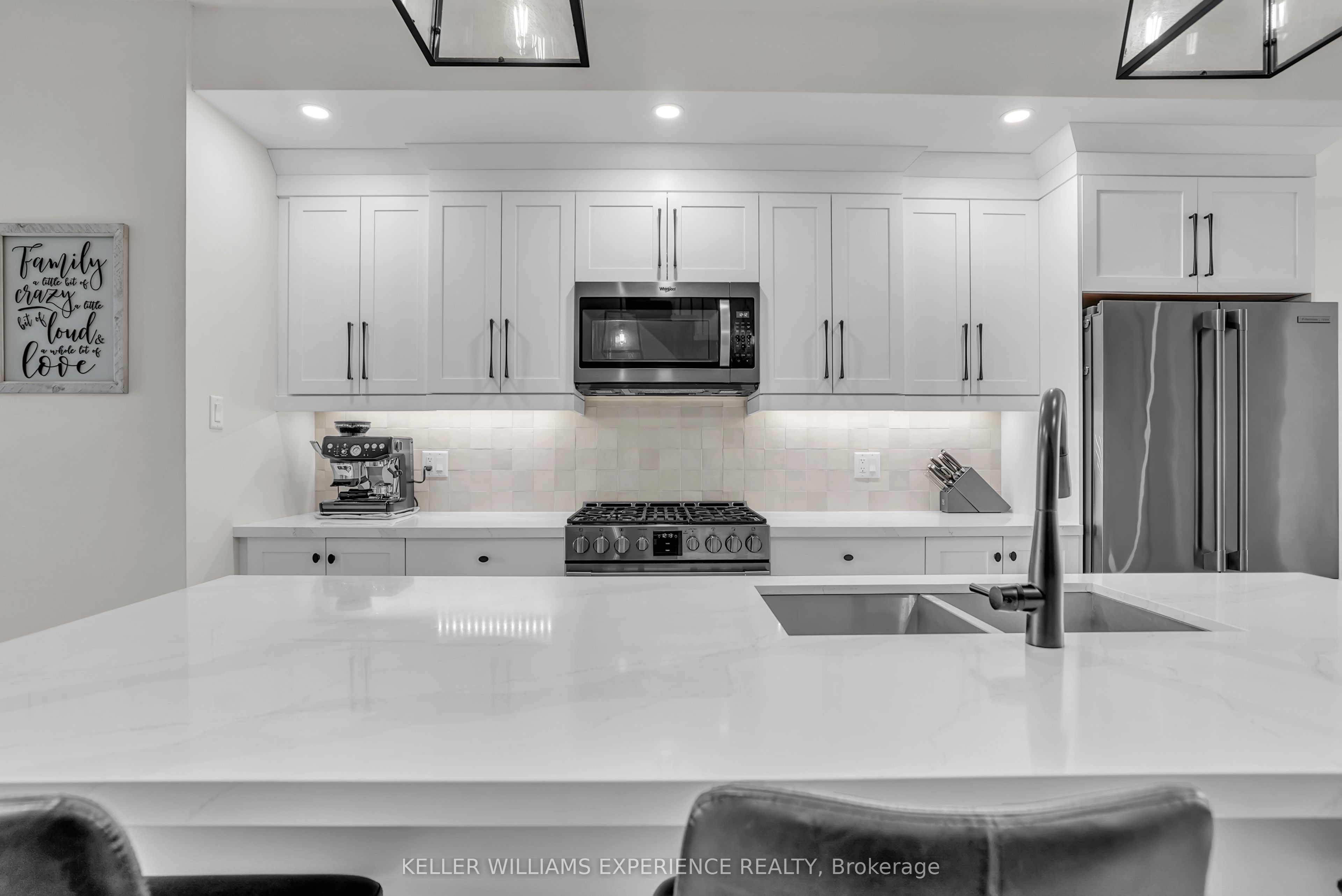 86 Clapperton Street, Barrie, ON L4M 3G2 photo 4