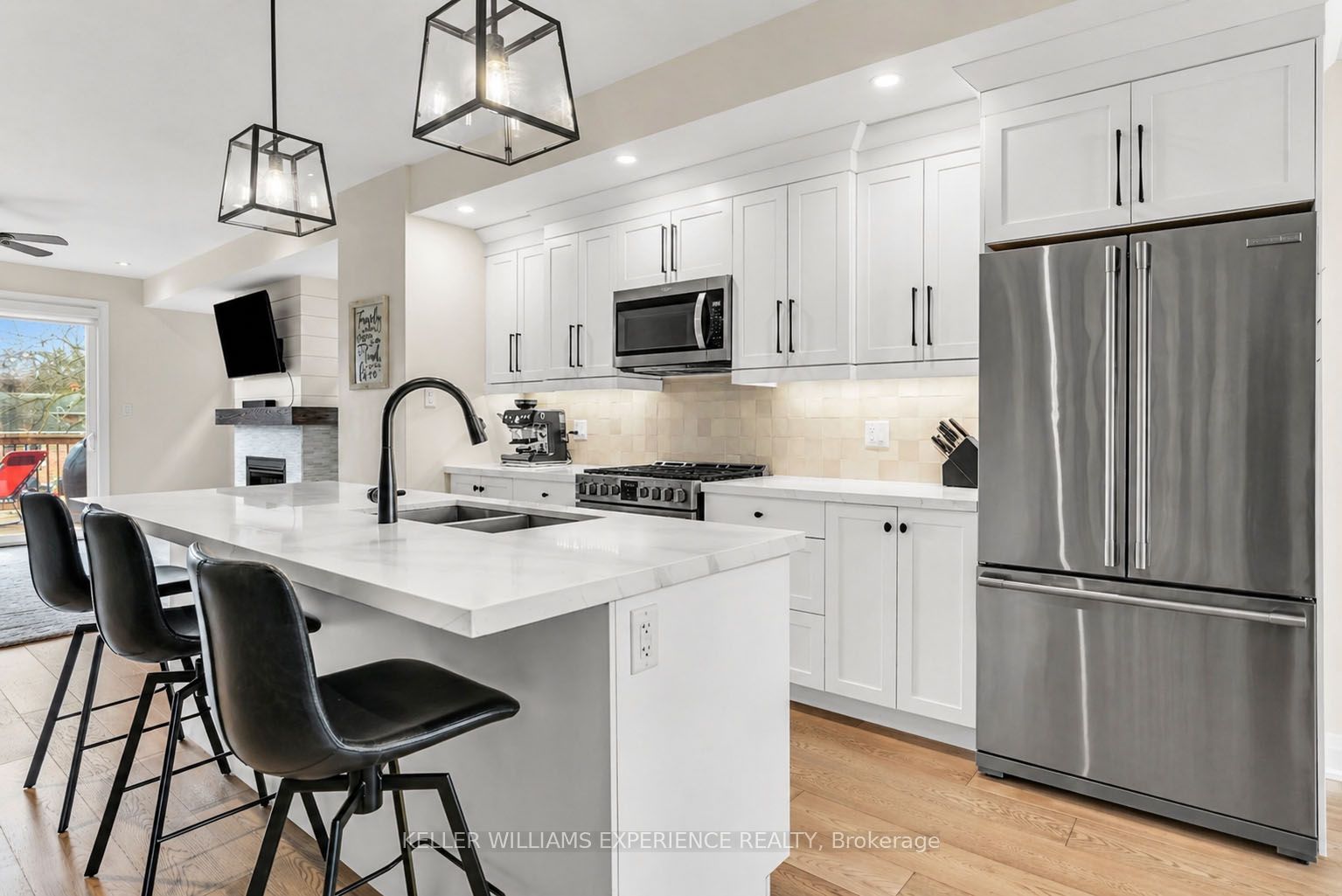 86 Clapperton Street, Barrie, ON L4M 3G2 photo 5