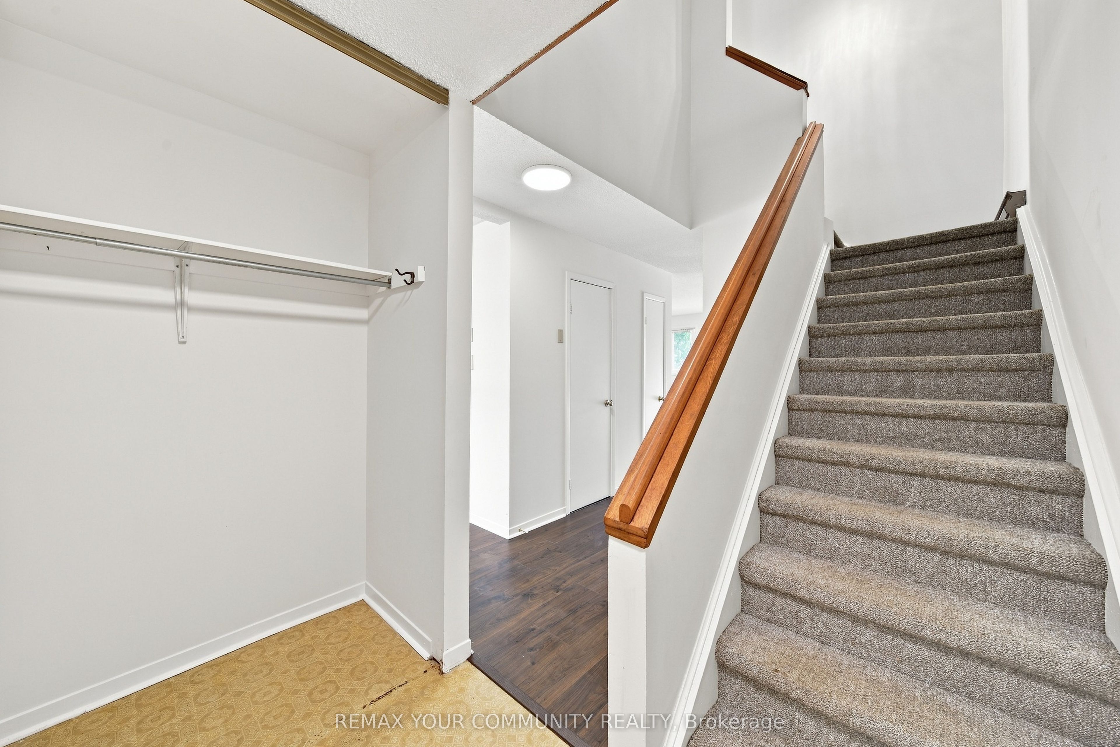 233 Little Avenue, Barrie, ON L4N 6L3 photo 4