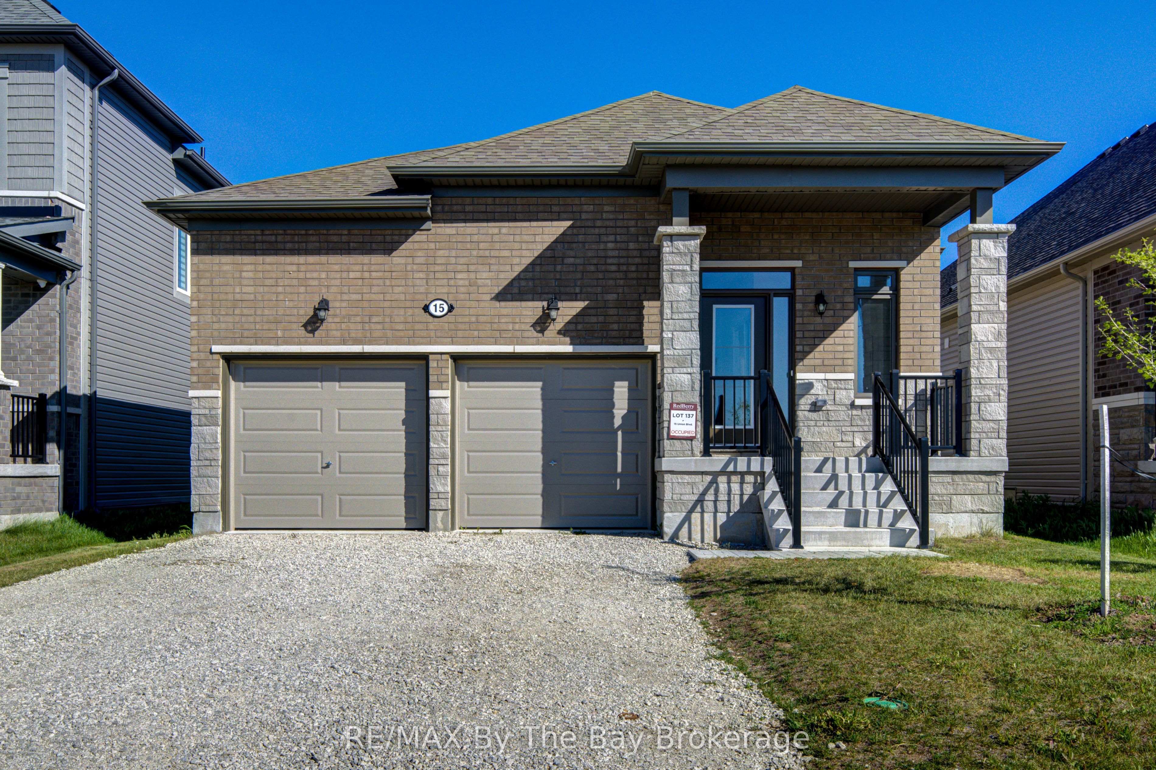 15 Union Boulevard, Wasaga Beach, ON L9Z 0M6