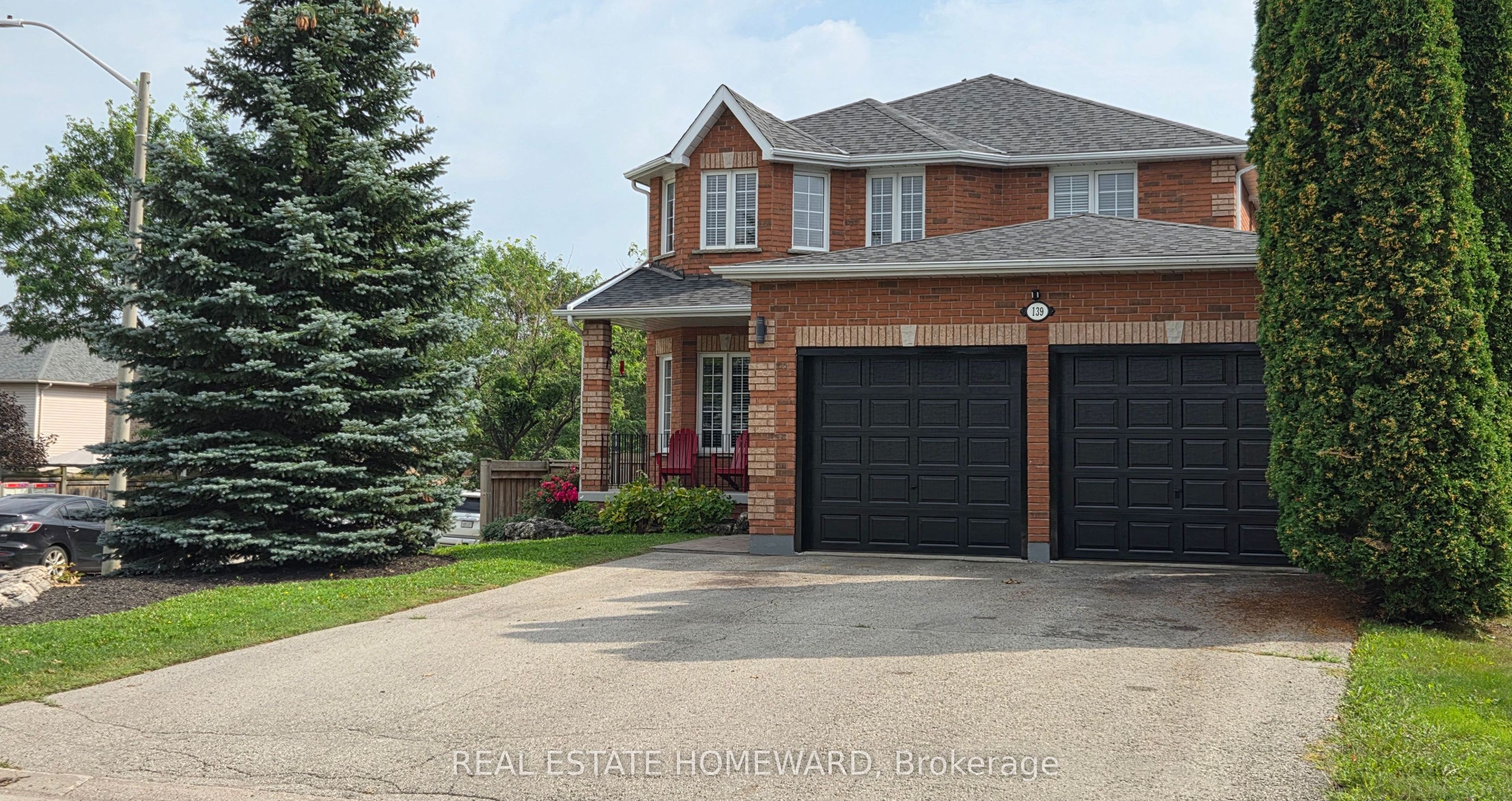 139 Birkhall Place, Barrie, ON L4N 0K7