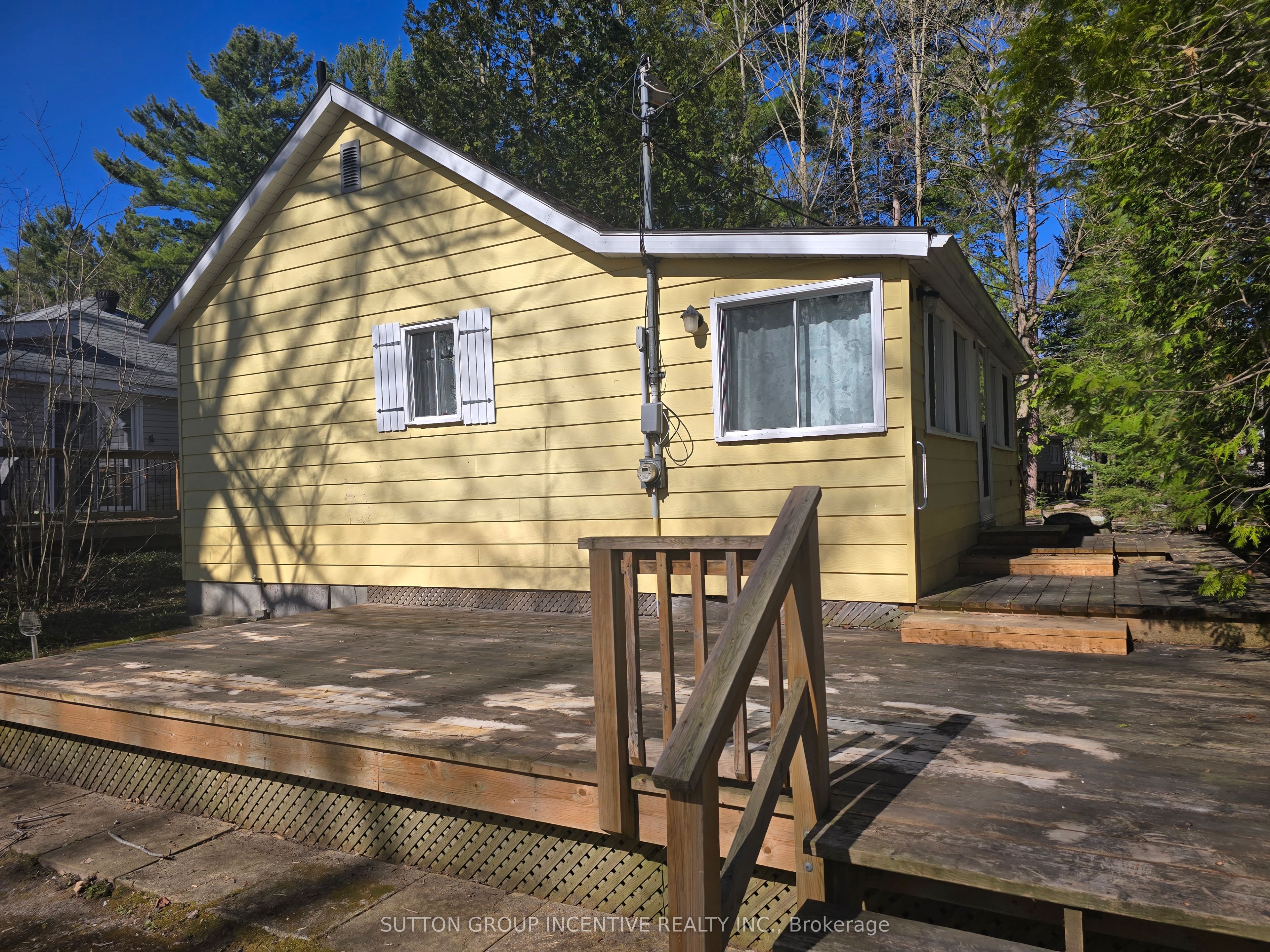 18 Harras Avenue, Tiny, ON L0L 2J0 photo 4