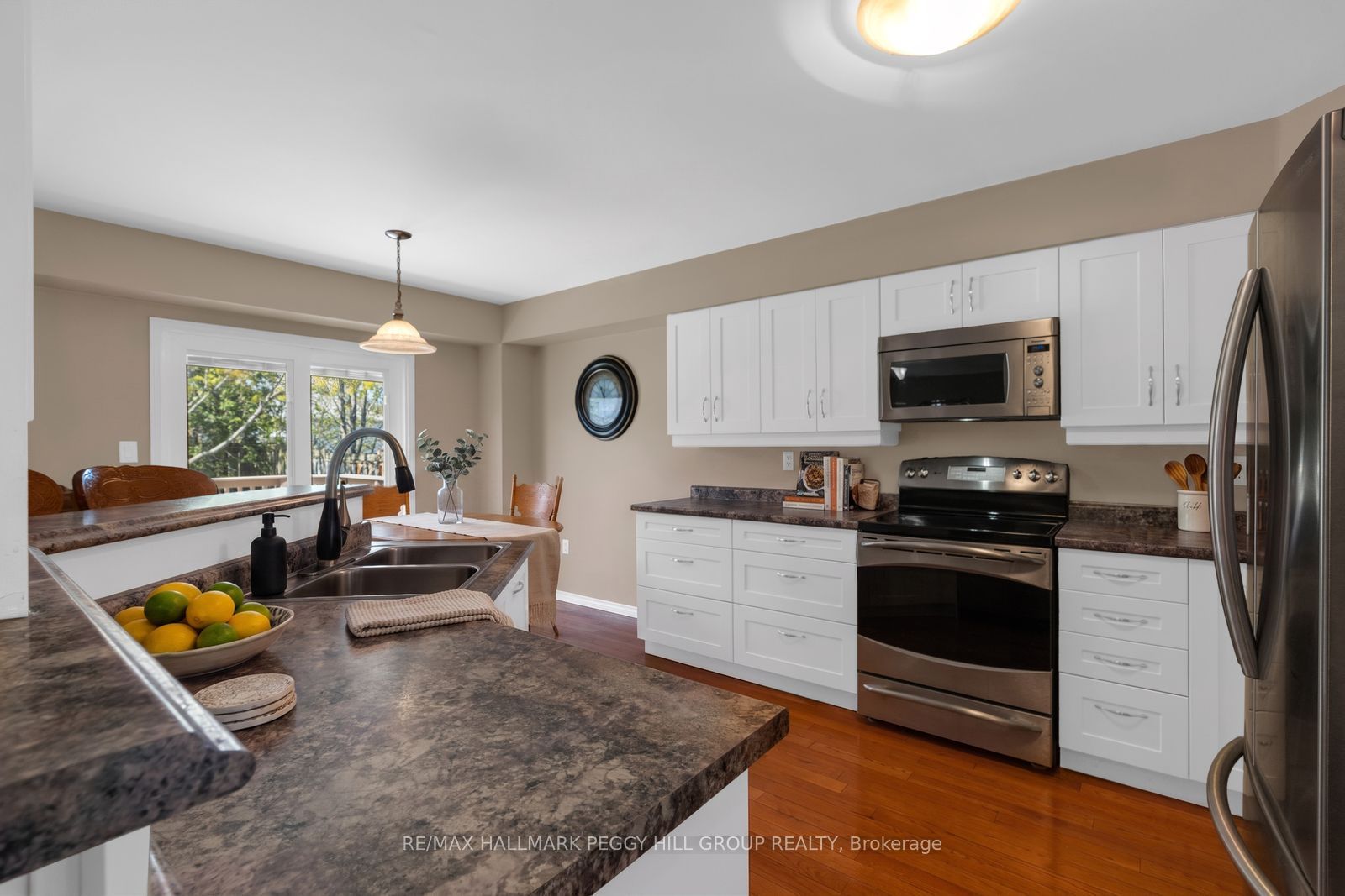 168 Wildwood Trail, Barrie, ON L4N 9Y6 photo 5