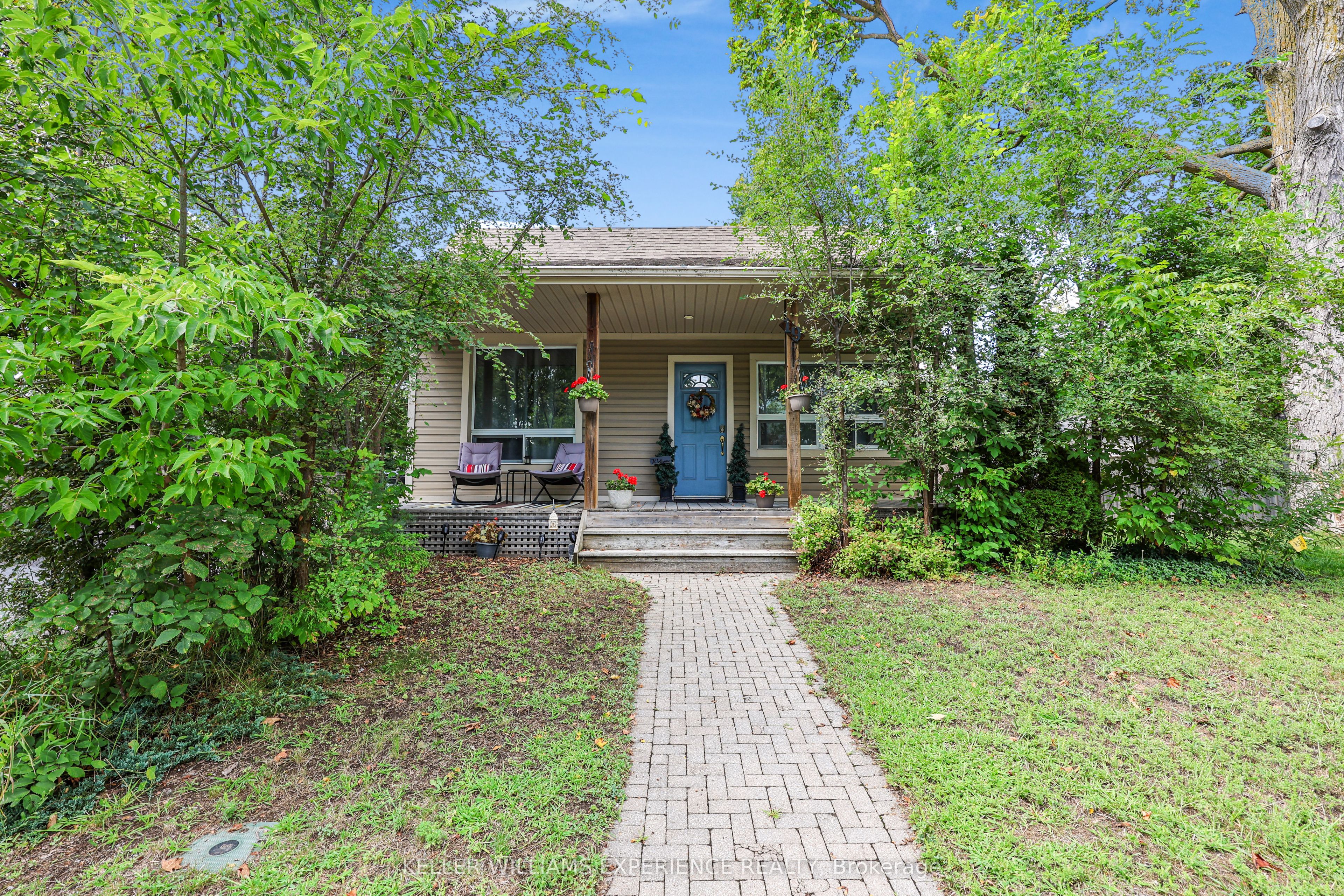 19 Centre Street, Barrie, ON L4N 3L3