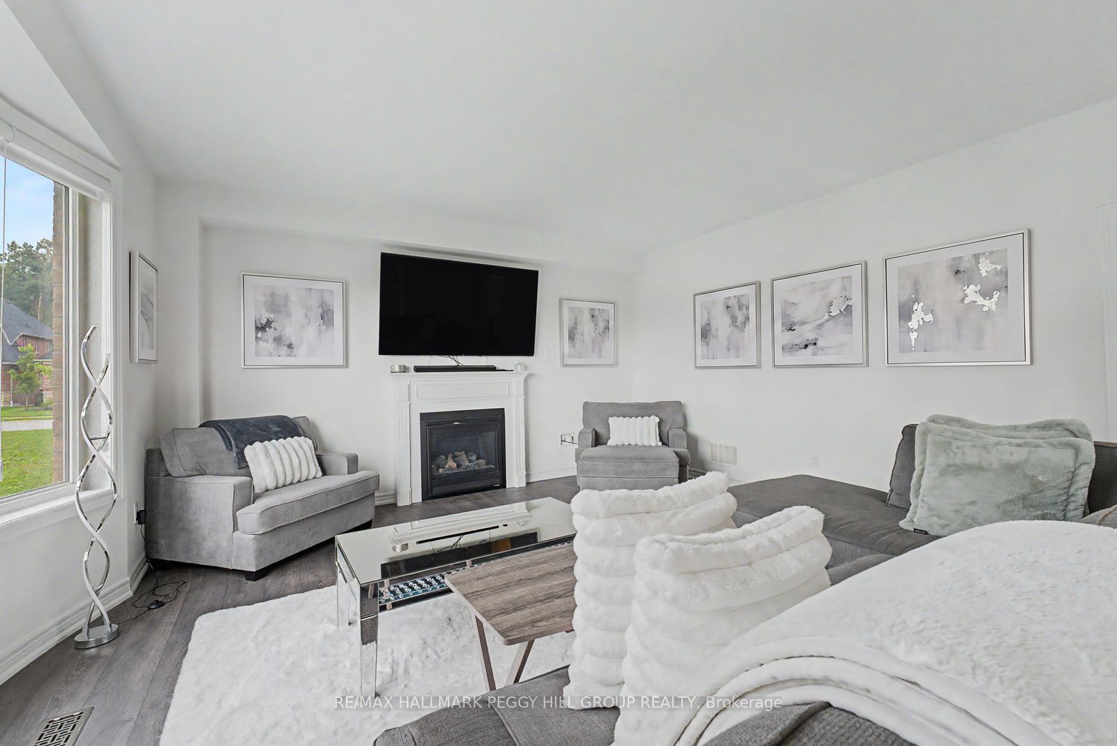 113 Rugman Crescent, Springwater, ON L9X 2A5 photo 5