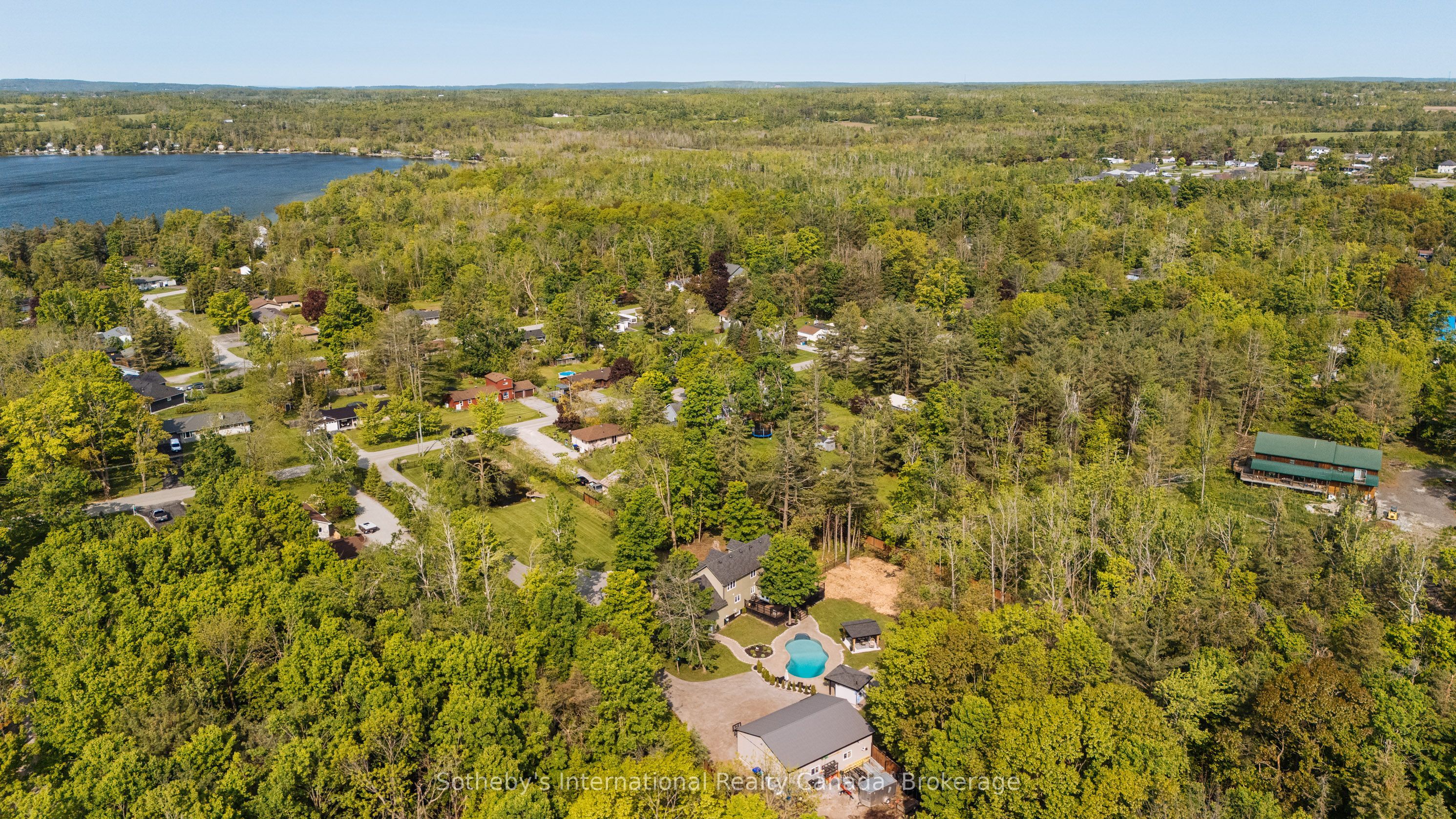129 Bass Line, Oro-Medonte, ON L3V 0J9 photo 4