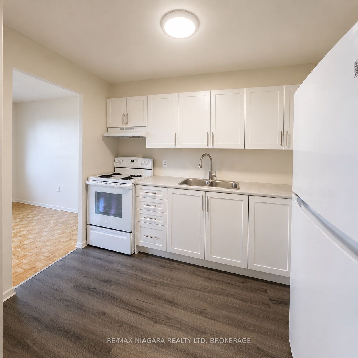 550 King Street 605, Midland, ON L4R 3N1 photo 5