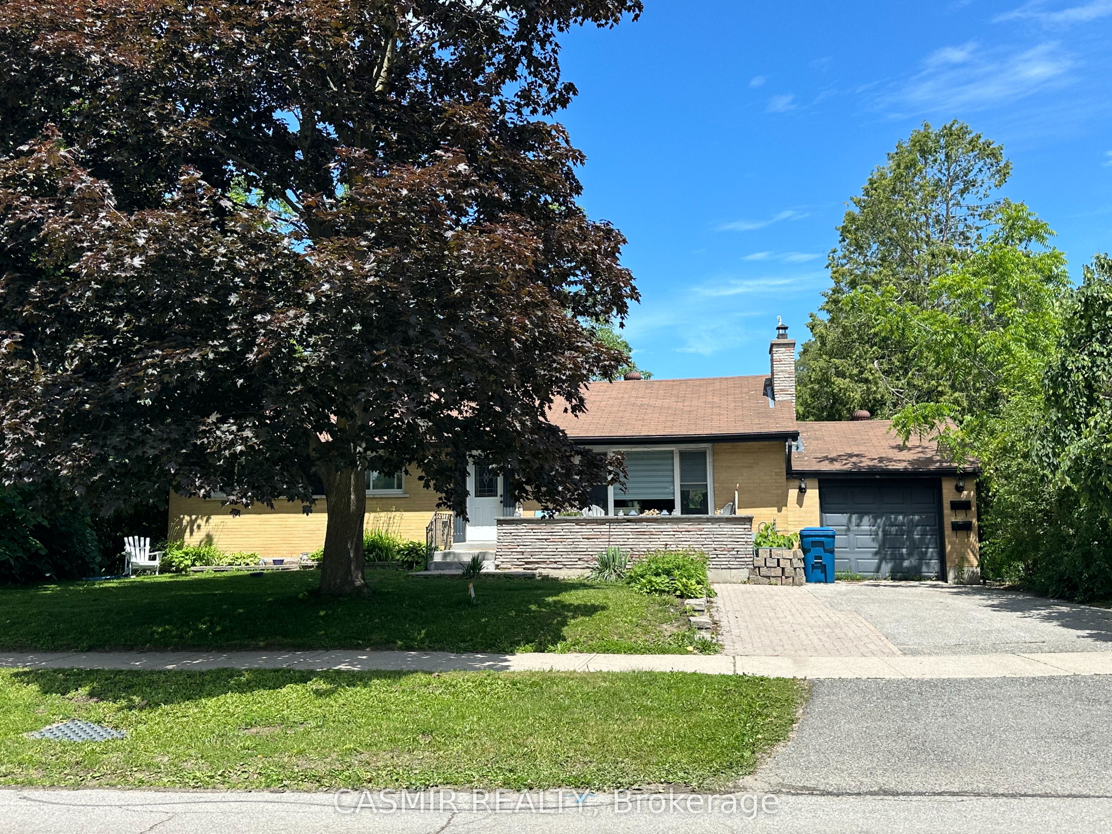 134 North Street W, Orillia, ON L3V 3S8