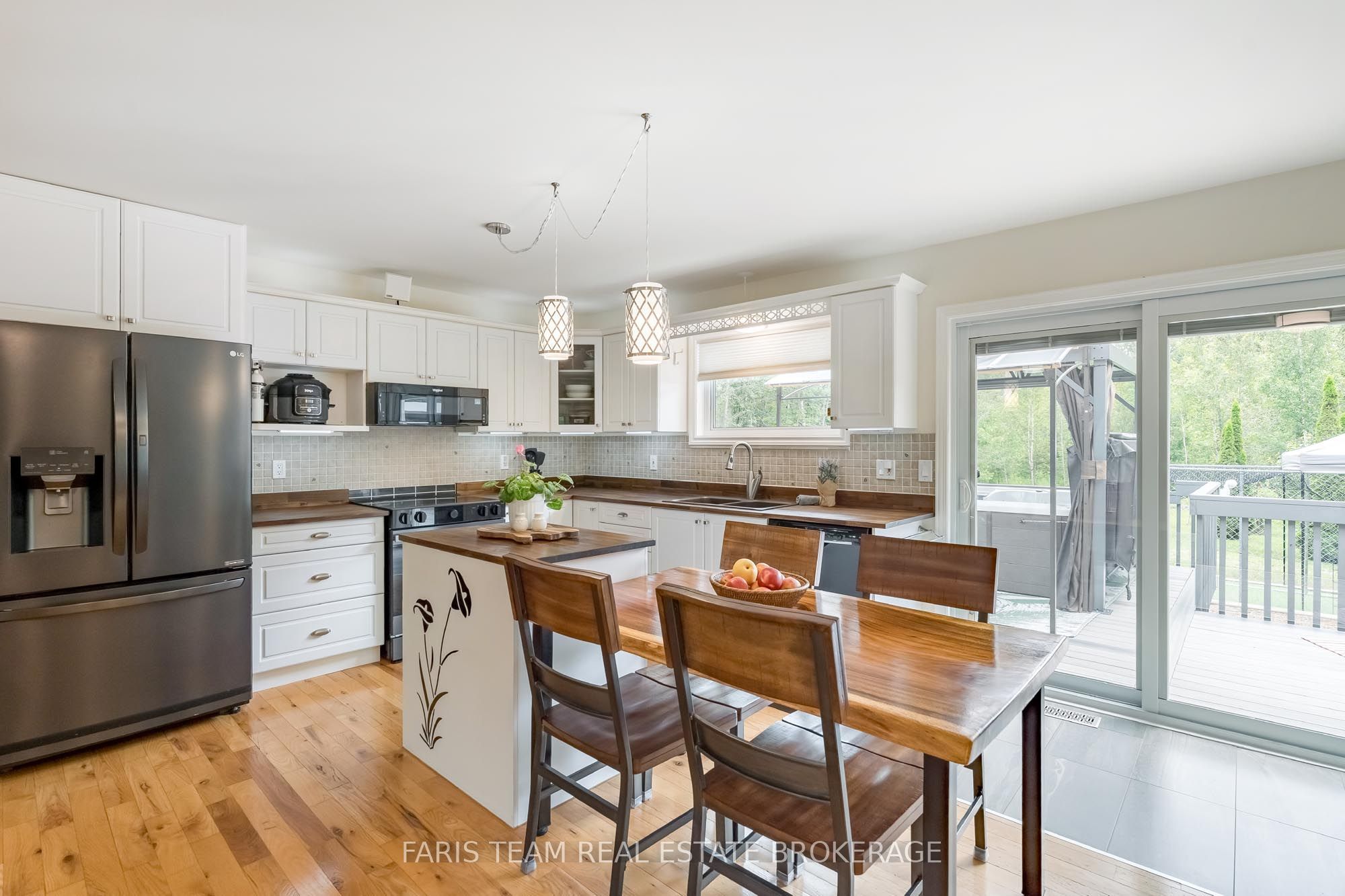 2151 Fairgrounds Road, Ramara, ON L0K 2B0 photo 4