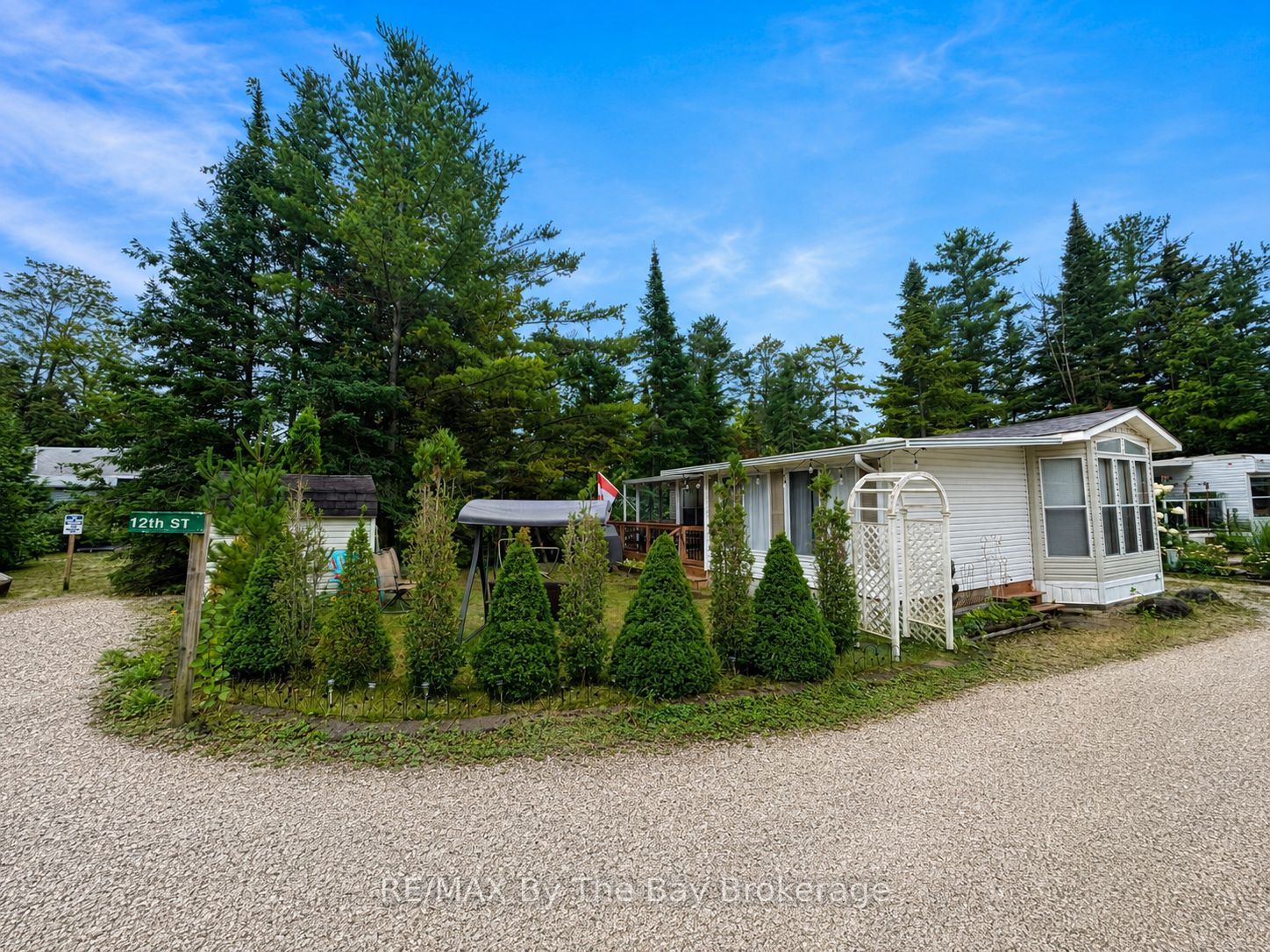 85 THEME PARK Drive 168, Wasaga Beach, ON L9Z 1X7 photo 4