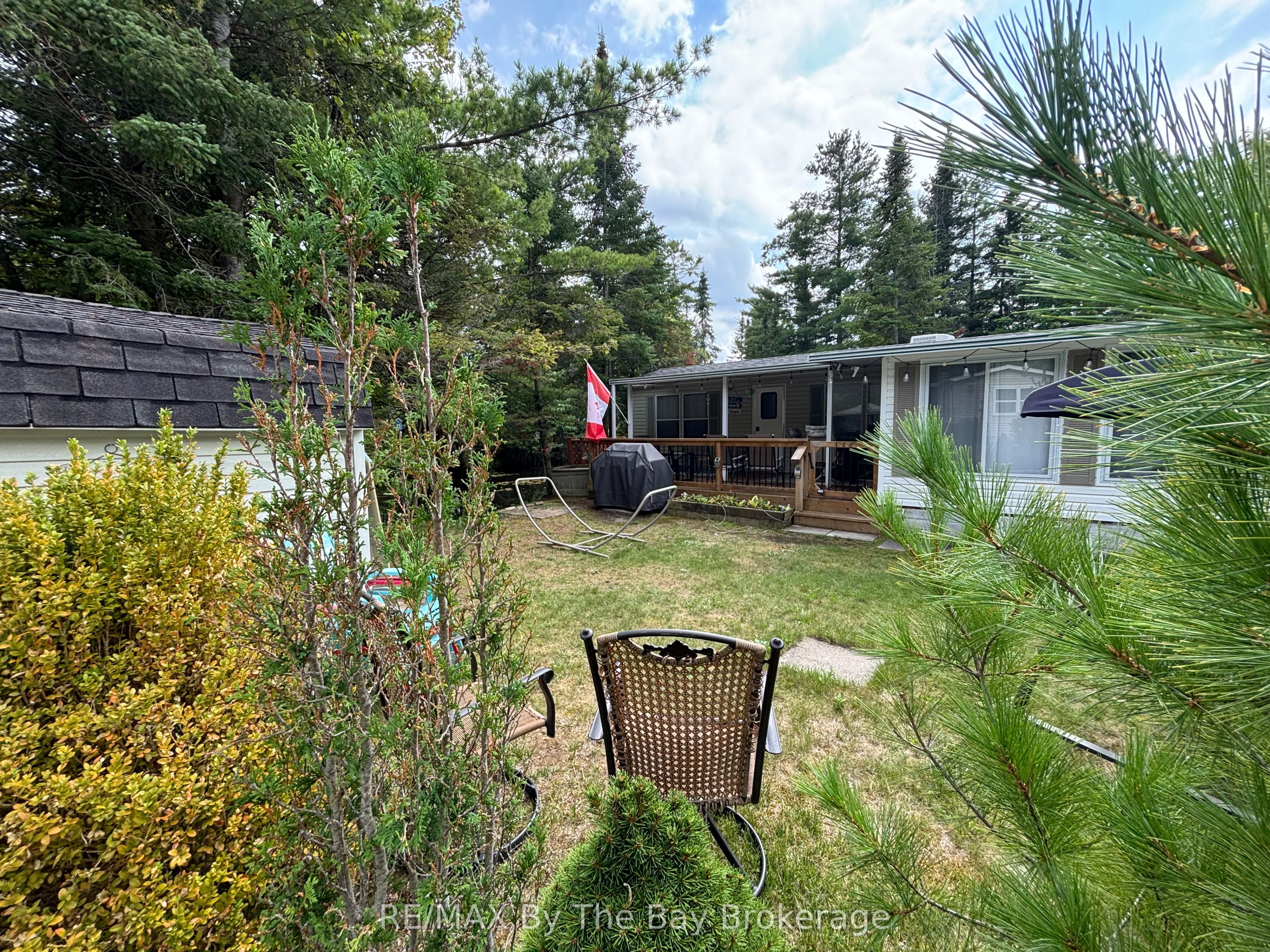 85 THEME PARK Drive 168, Wasaga Beach, ON L9Z 1X7 photo 5