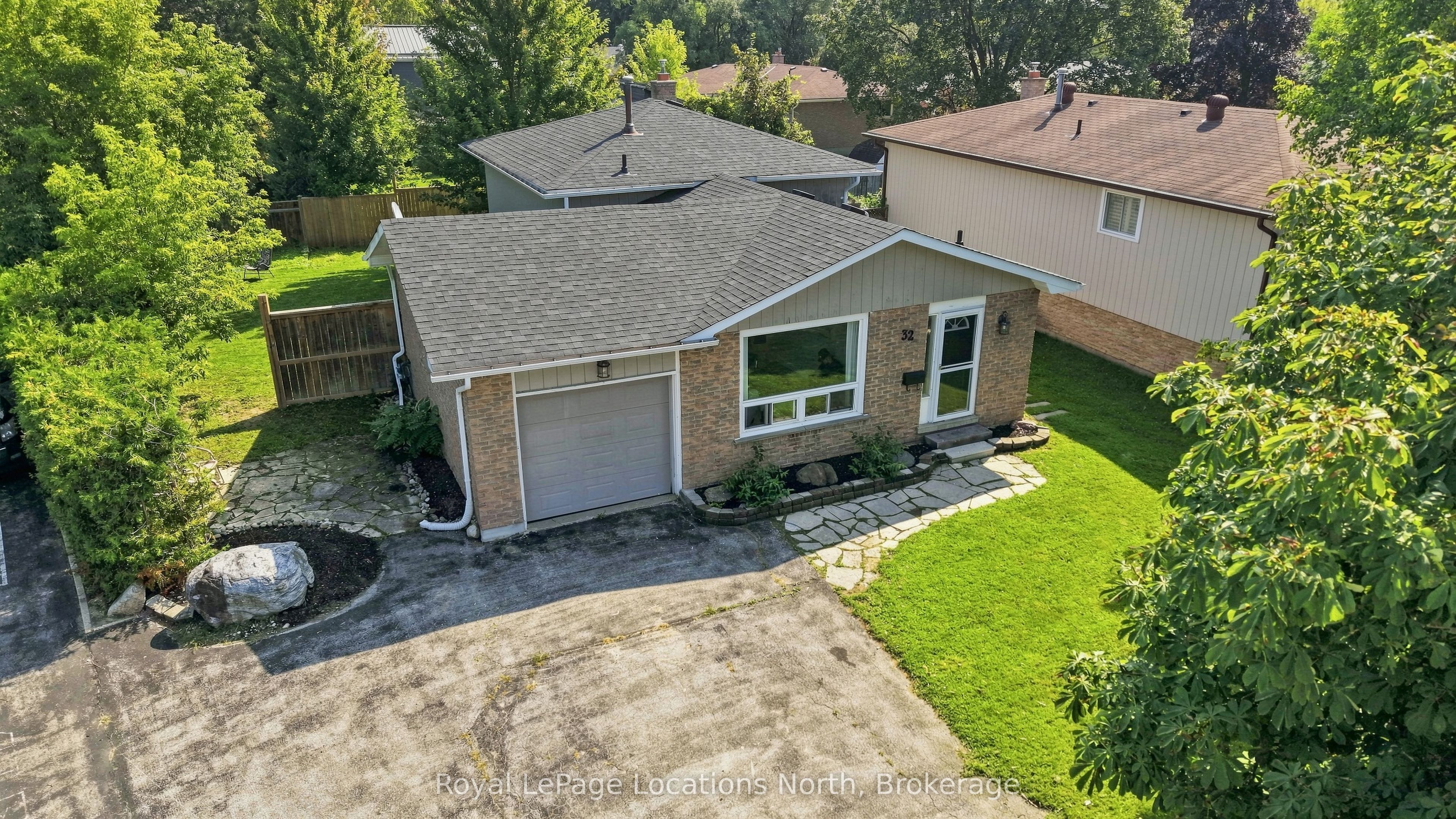 32 Courtice Crescent, Collingwood, ON L9Y 4G1