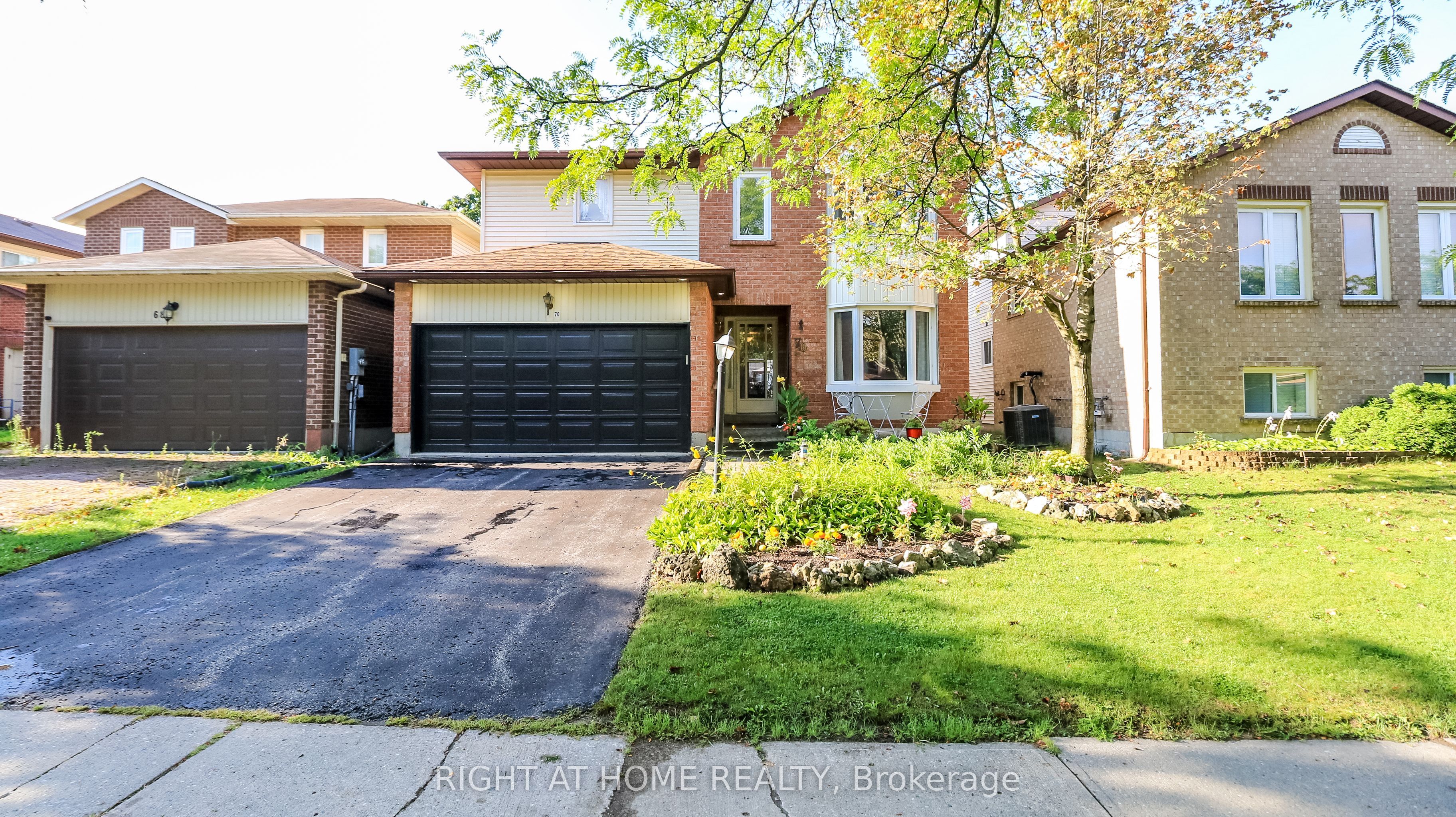 70 Kinzie Lane, Barrie, ON L4M 5Z8
