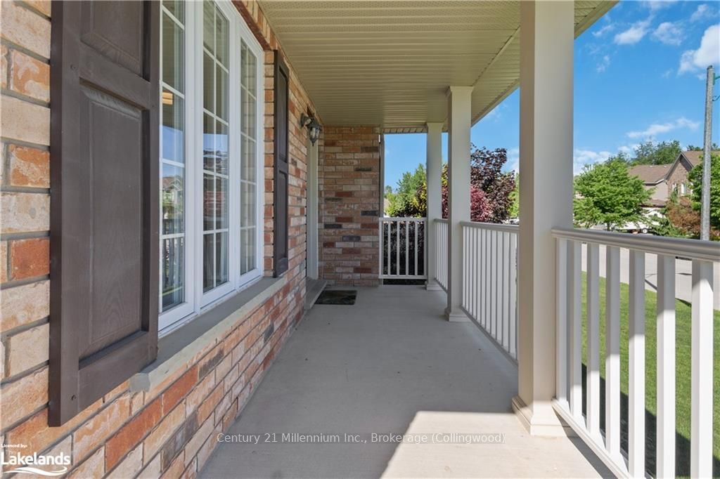 6 MCKEAN Crescent, Collingwood, ON L9Y 0C1 photo 5