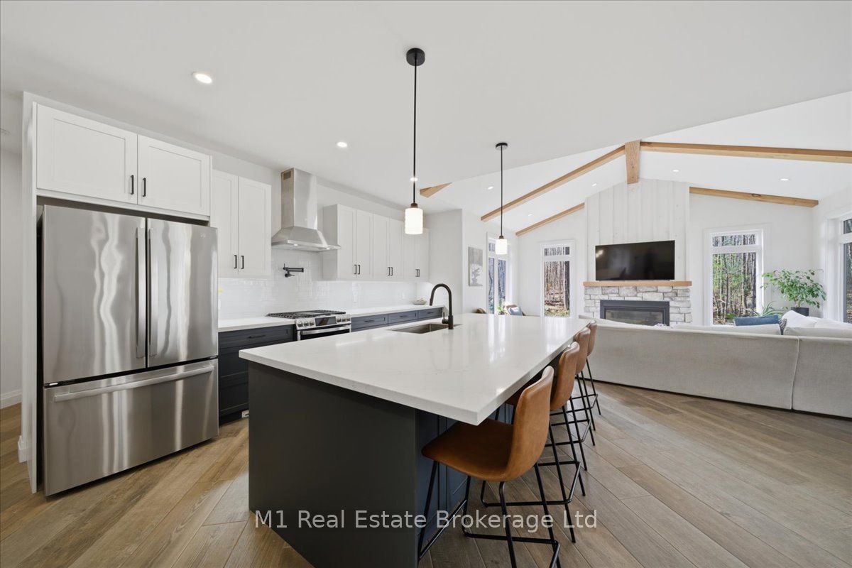 3278 Russell Drive, Severn, ON L0K 1S0 photo 4