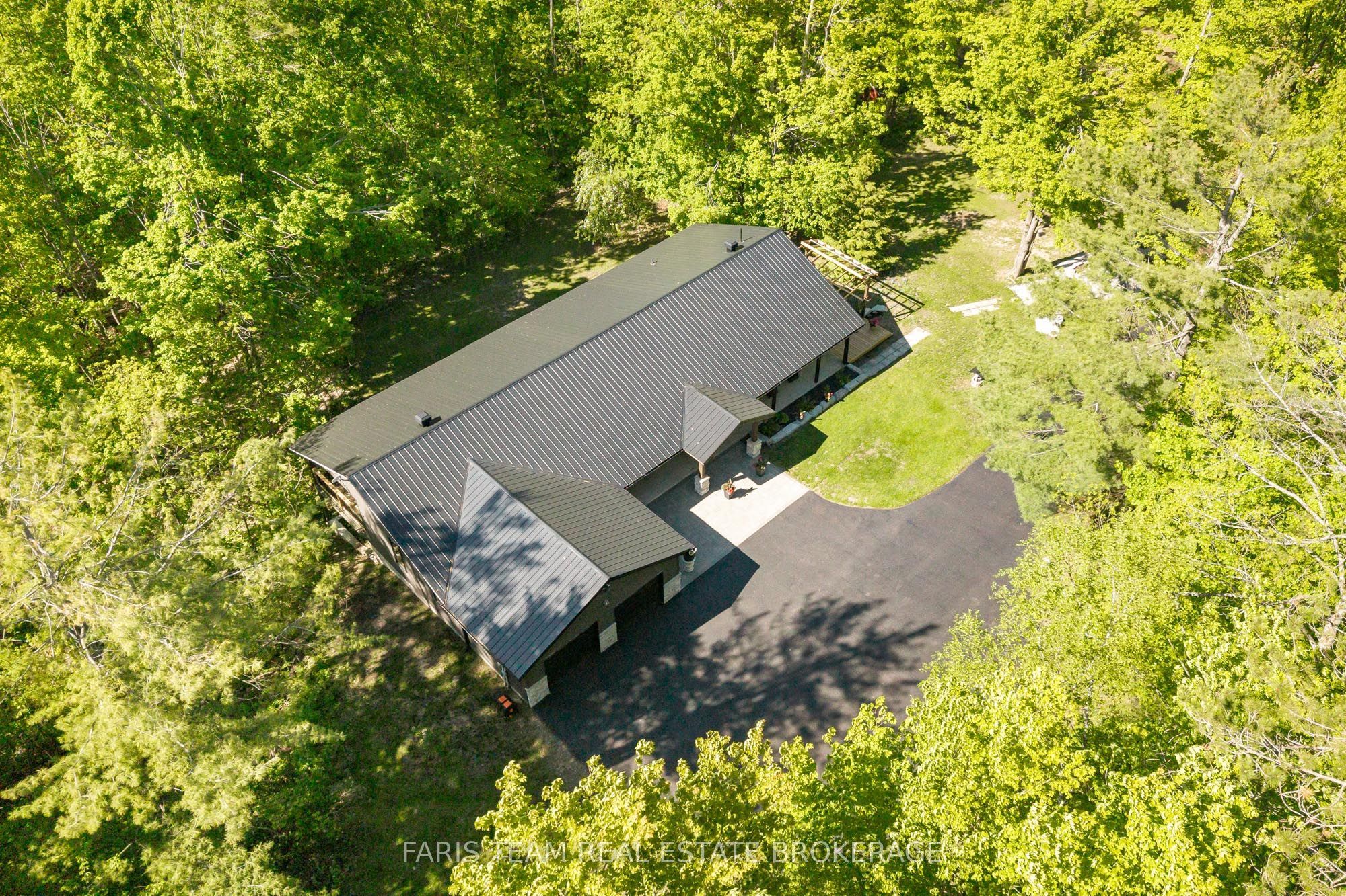 800 Mount St. Louis Road W, Oro-Medonte, ON L0L 1V0 photo 2