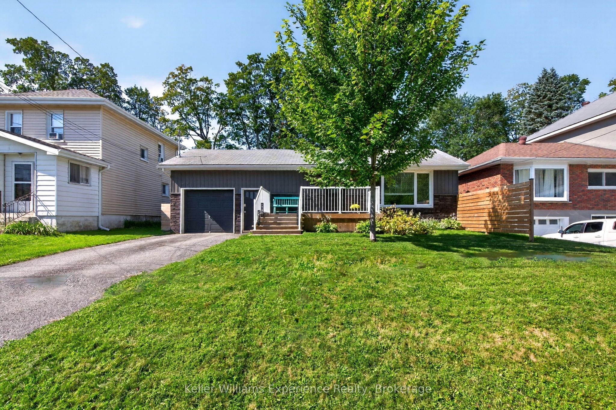 128 Ninth Street, Midland, ON L4R 4B8