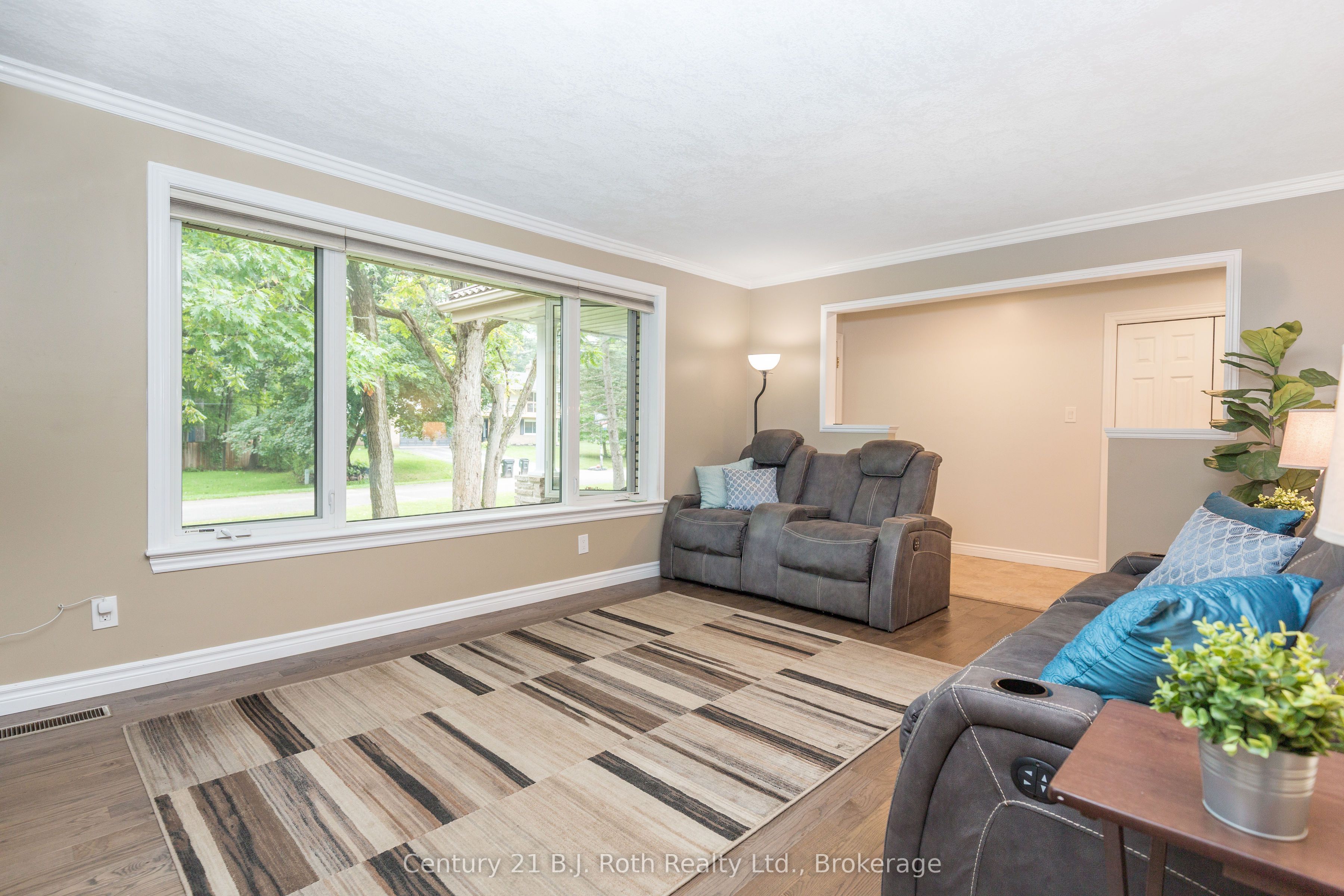 1914 Kensington Place, Severn, ON L3V 7J5 photo 5