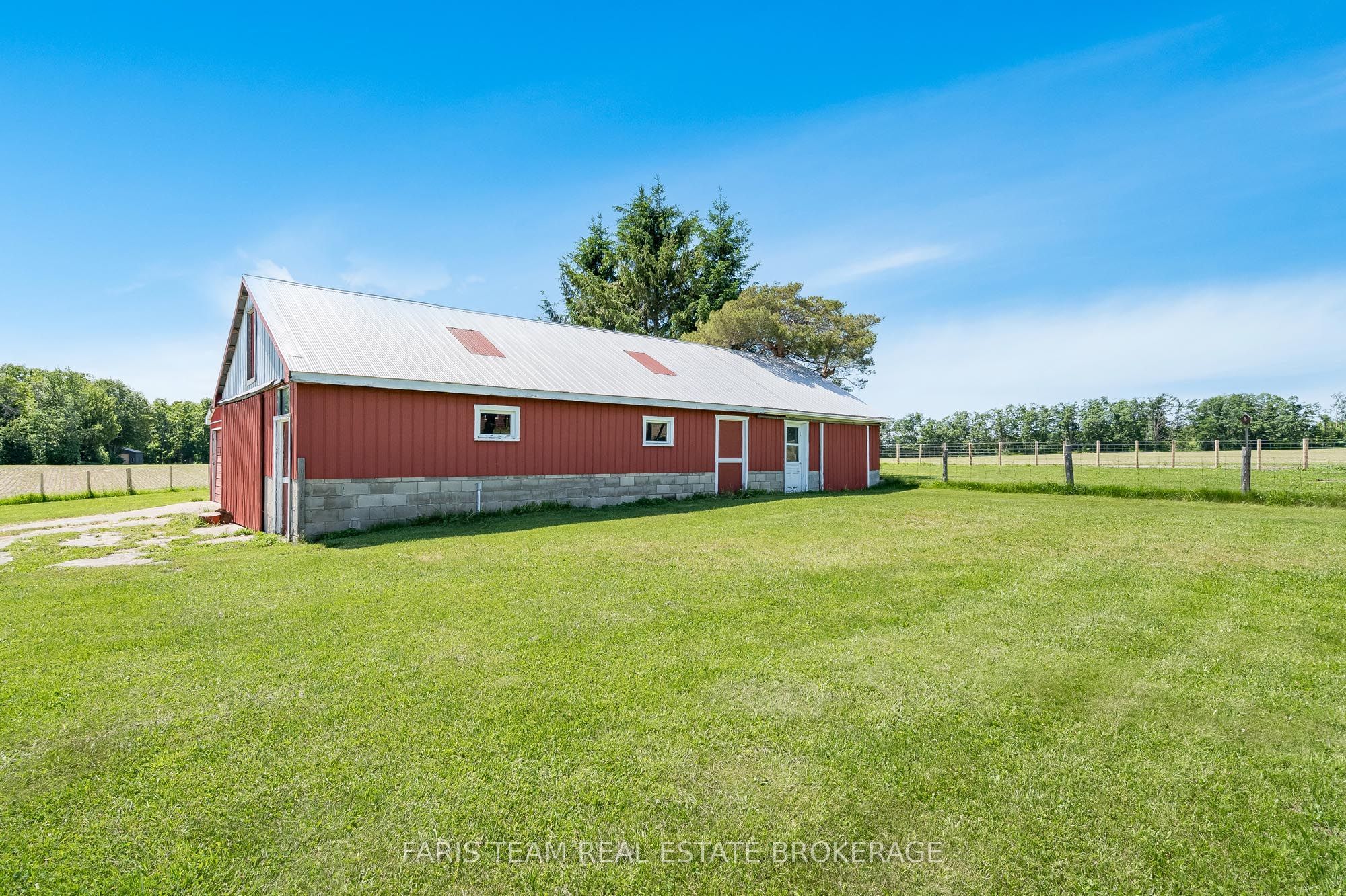 2966 George Johnston Road, Springwater, ON L9X 1T8 photo 5